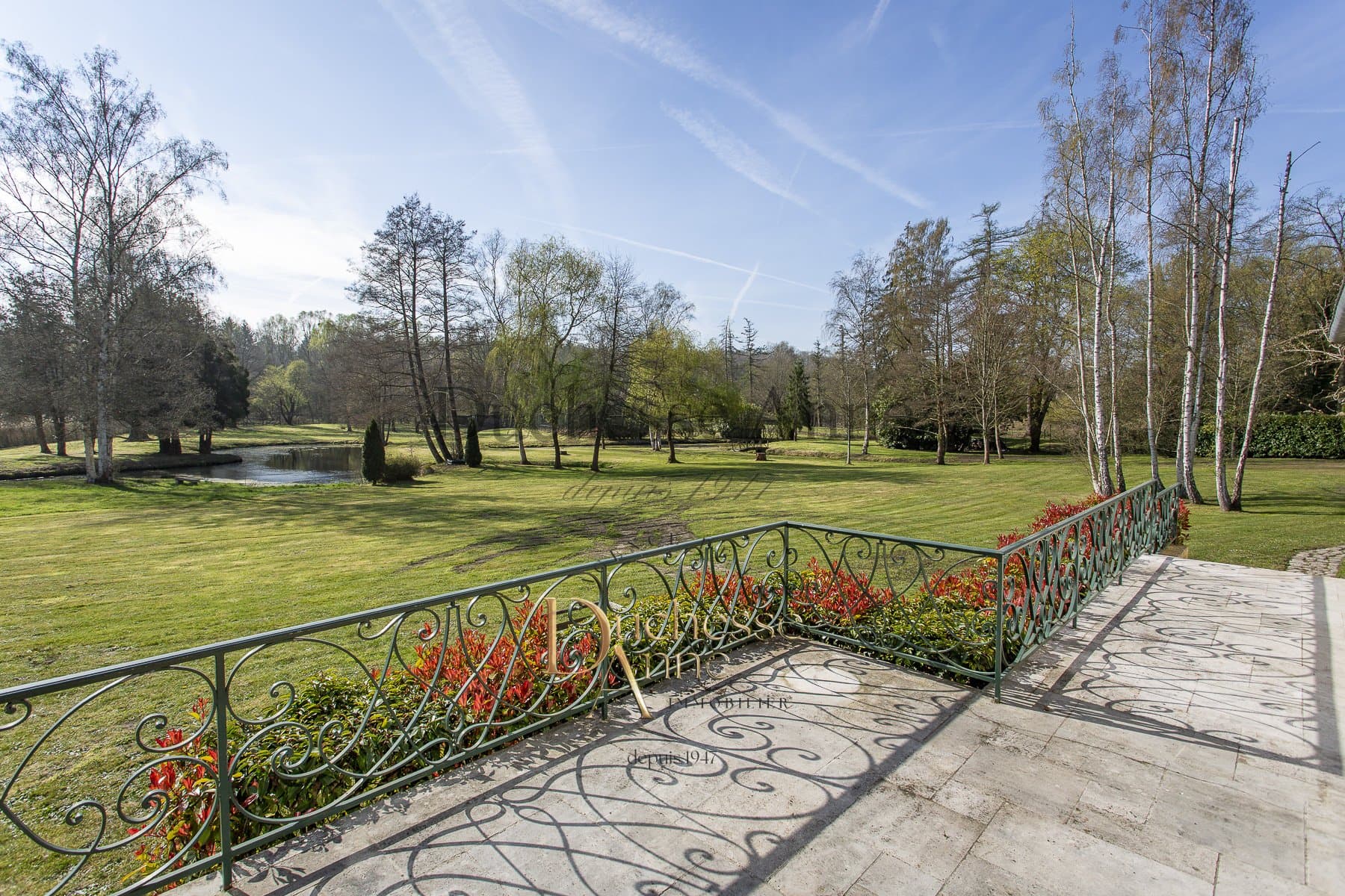 Elegant Character Property with Tennis Court and Ponds 4