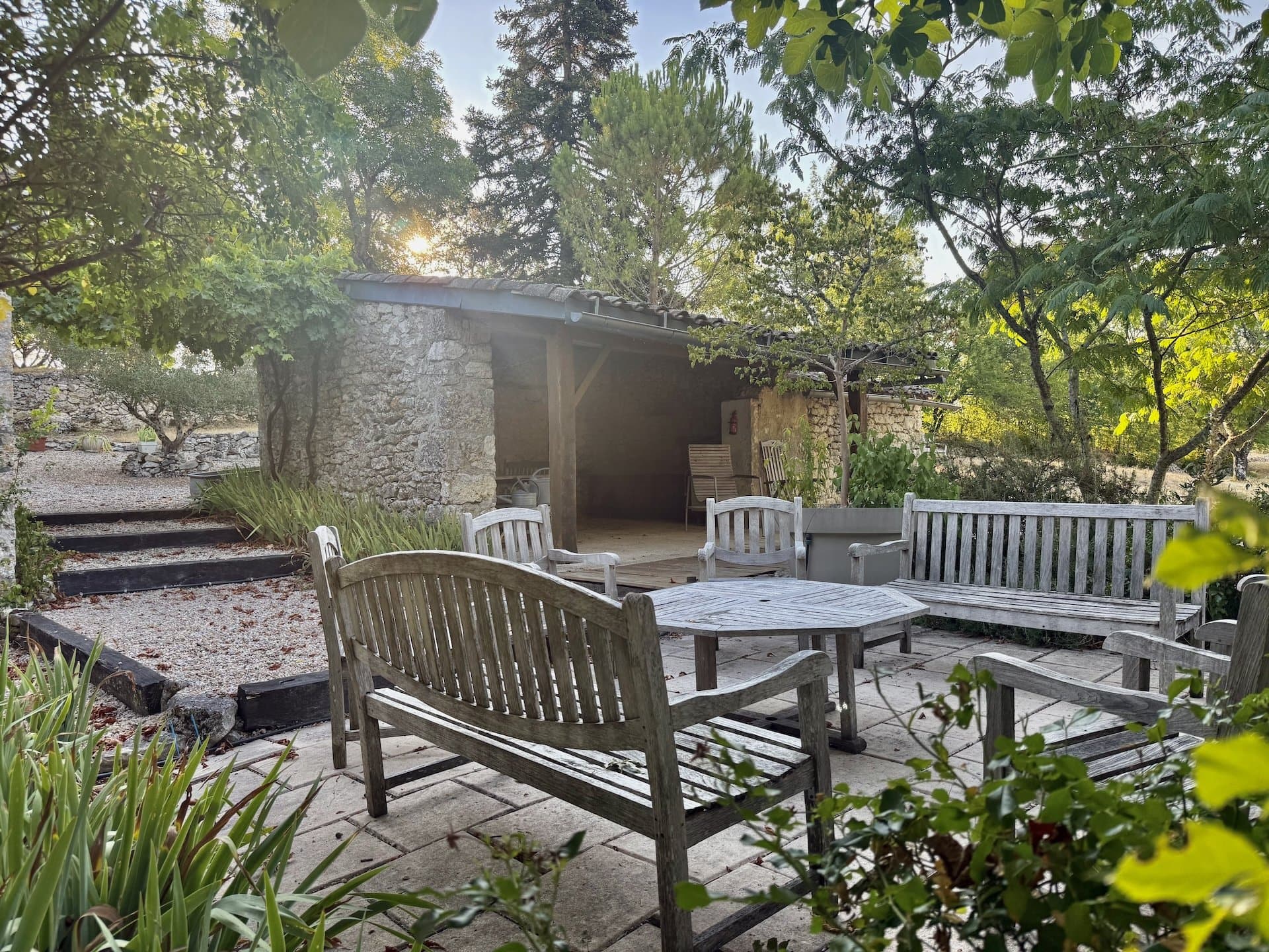 Charming Stone Property With Guest House And Swimming Pool 3