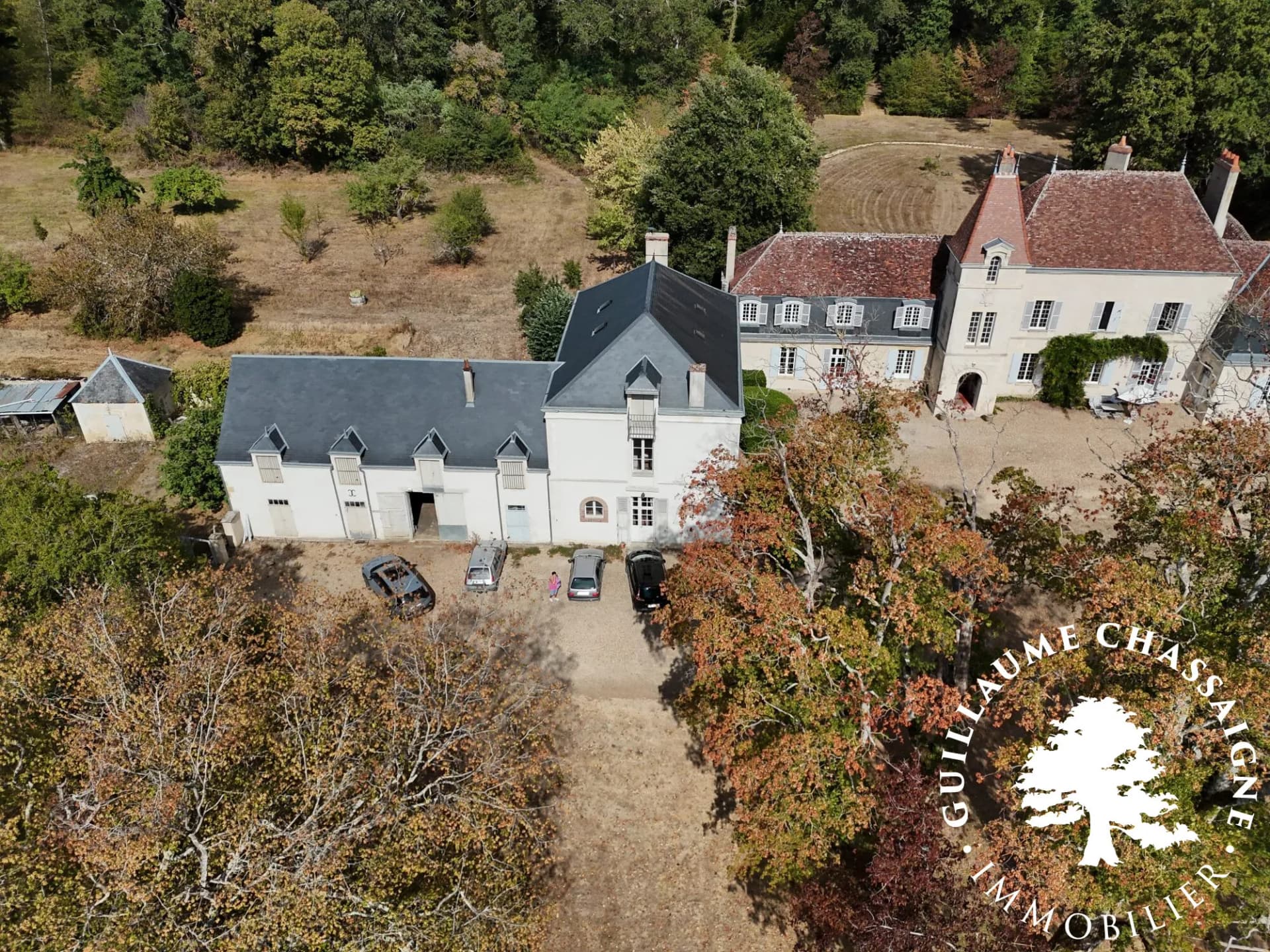 Château in a 36-Hectare Park with 8 Bedrooms 4