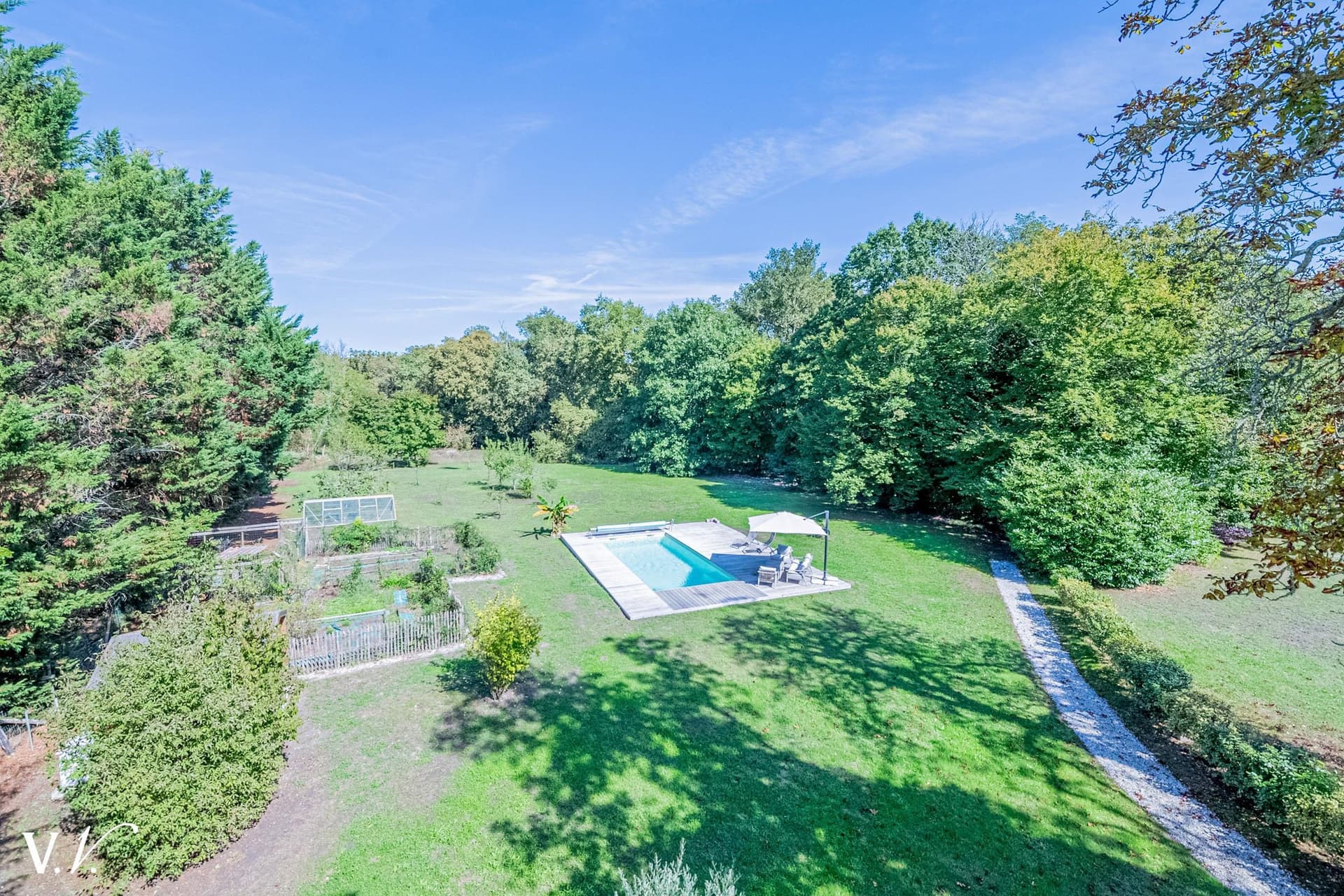 Château With 3 Suites And Magnificent Park Near Bordeaux 5