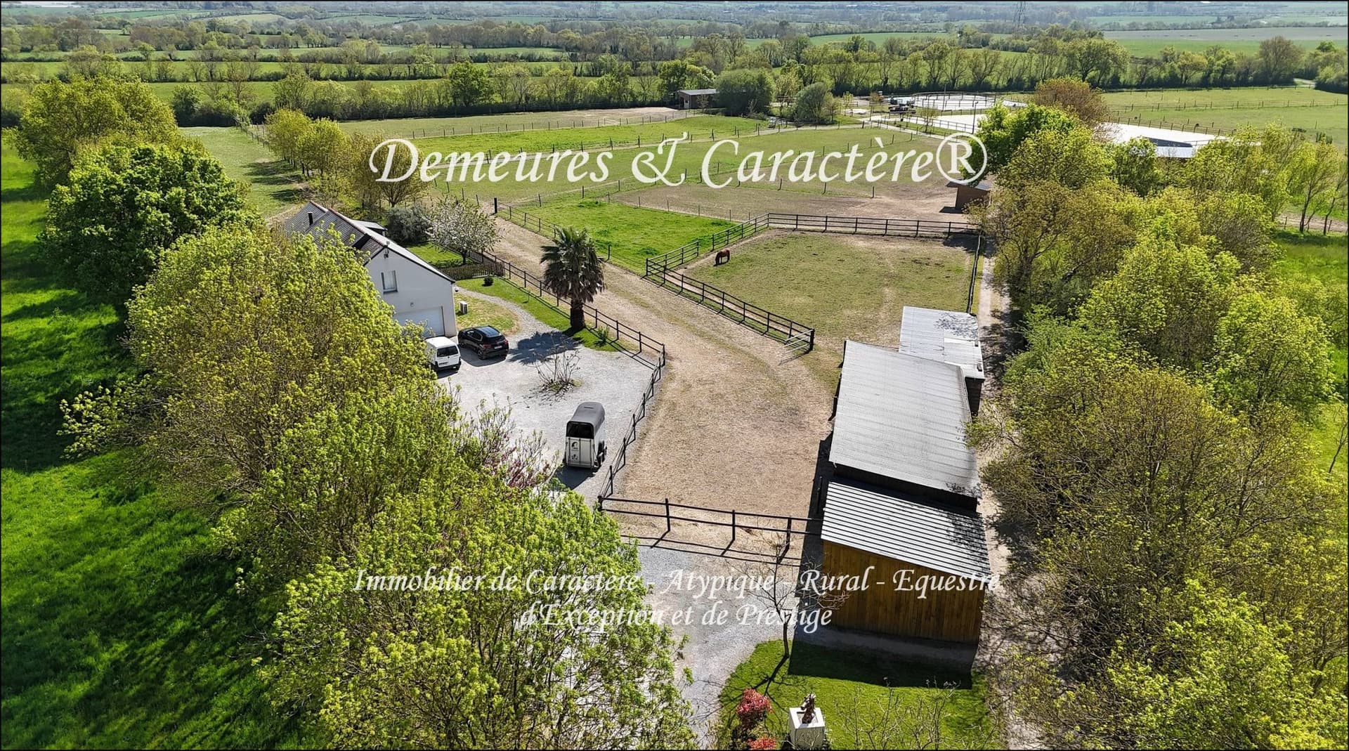 Modern Equestrian Property With Extensive Facilities 3