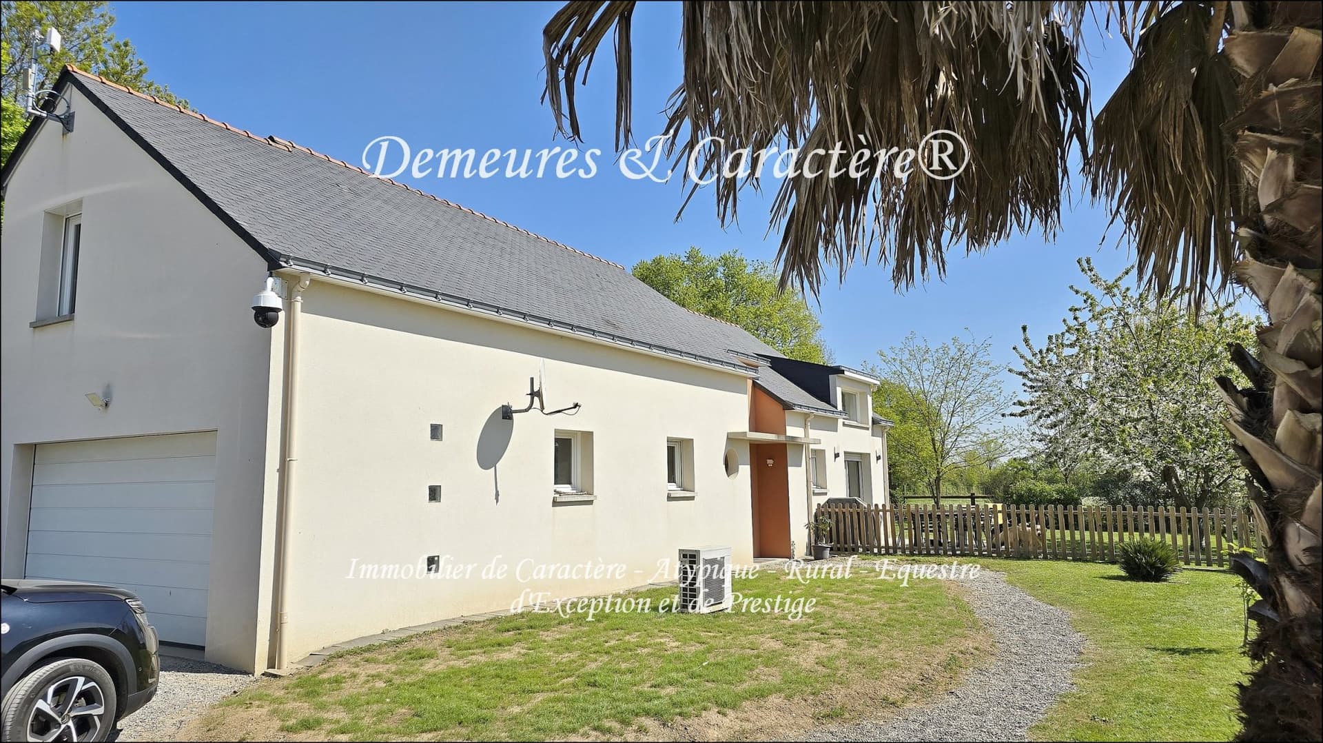 Modern Equestrian Property With Extensive Facilities 2