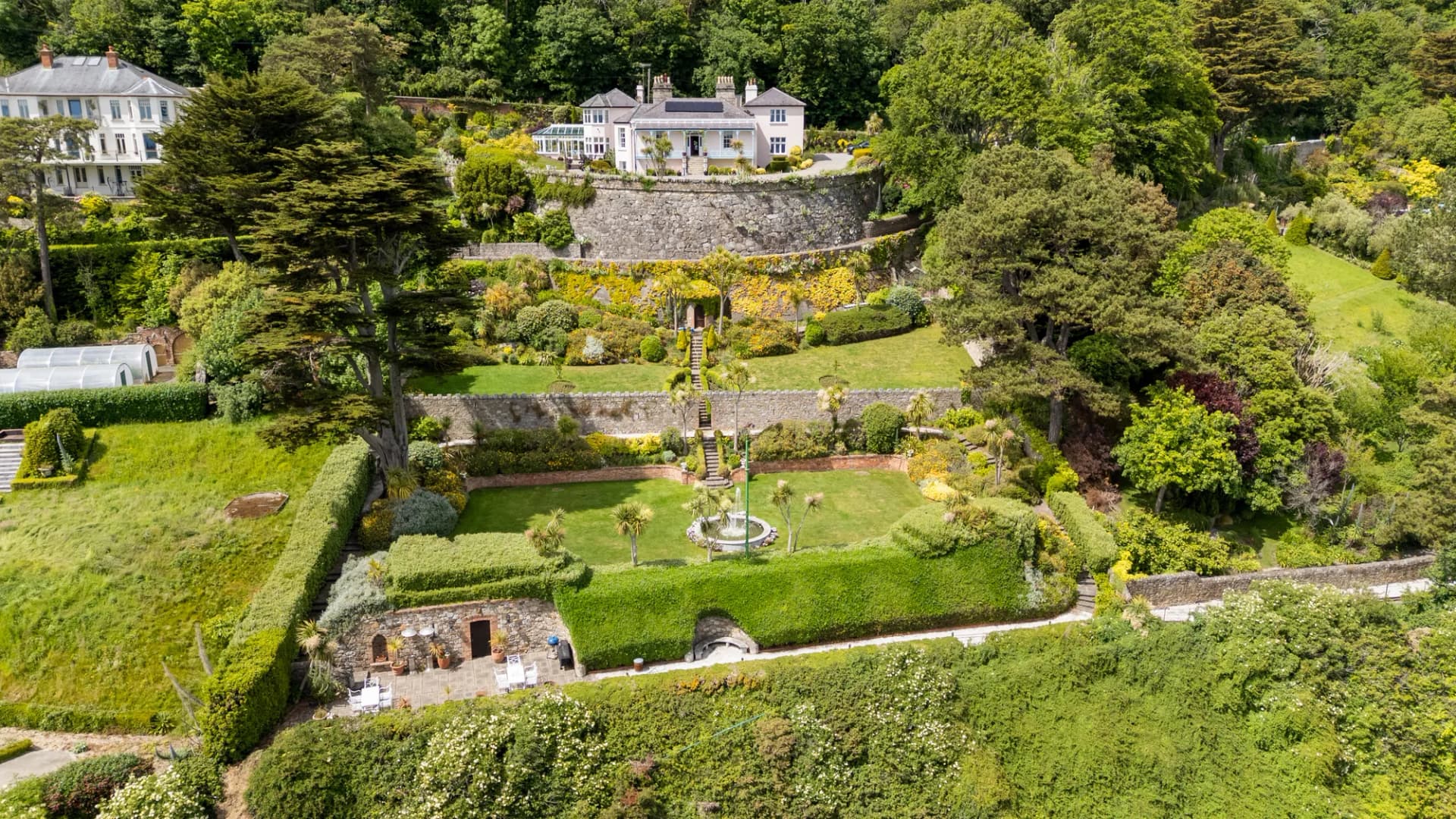 Georgian Villa with Panoramic Views Overlooking Killiney Bay 5