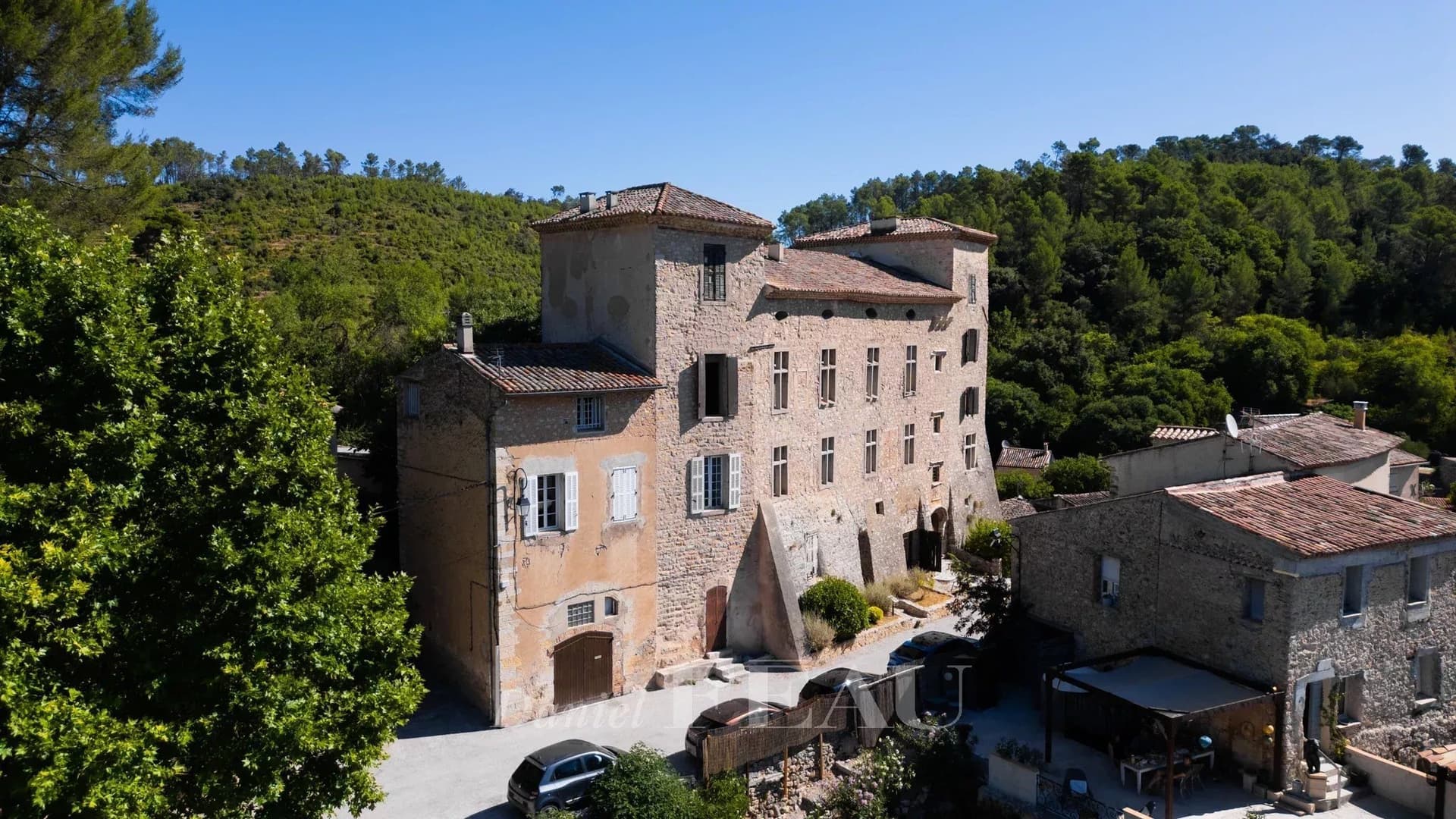 Historic 13th Century Château With Exceptional Restoration Potential — Château for sale in France