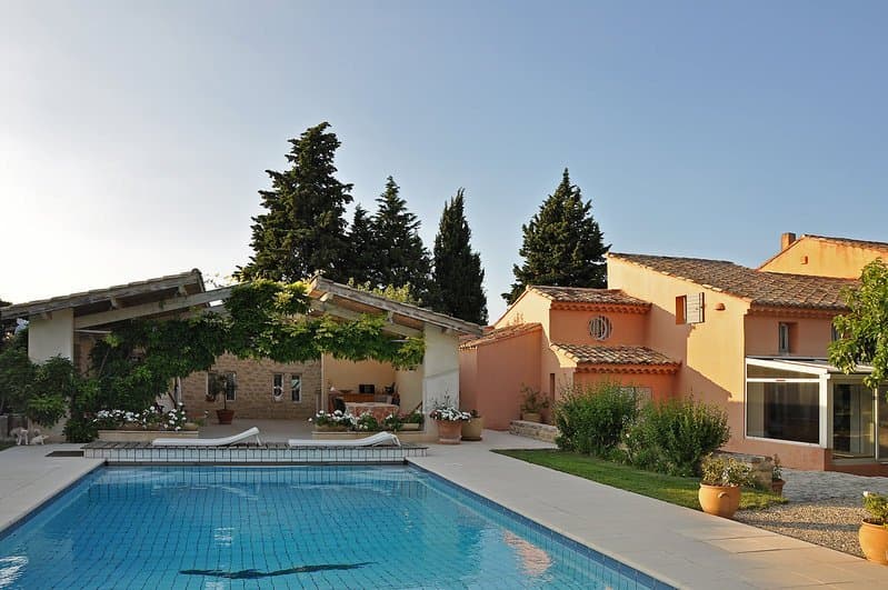 Exceptional Estate With Luxurious Amenities And Unique Architecture