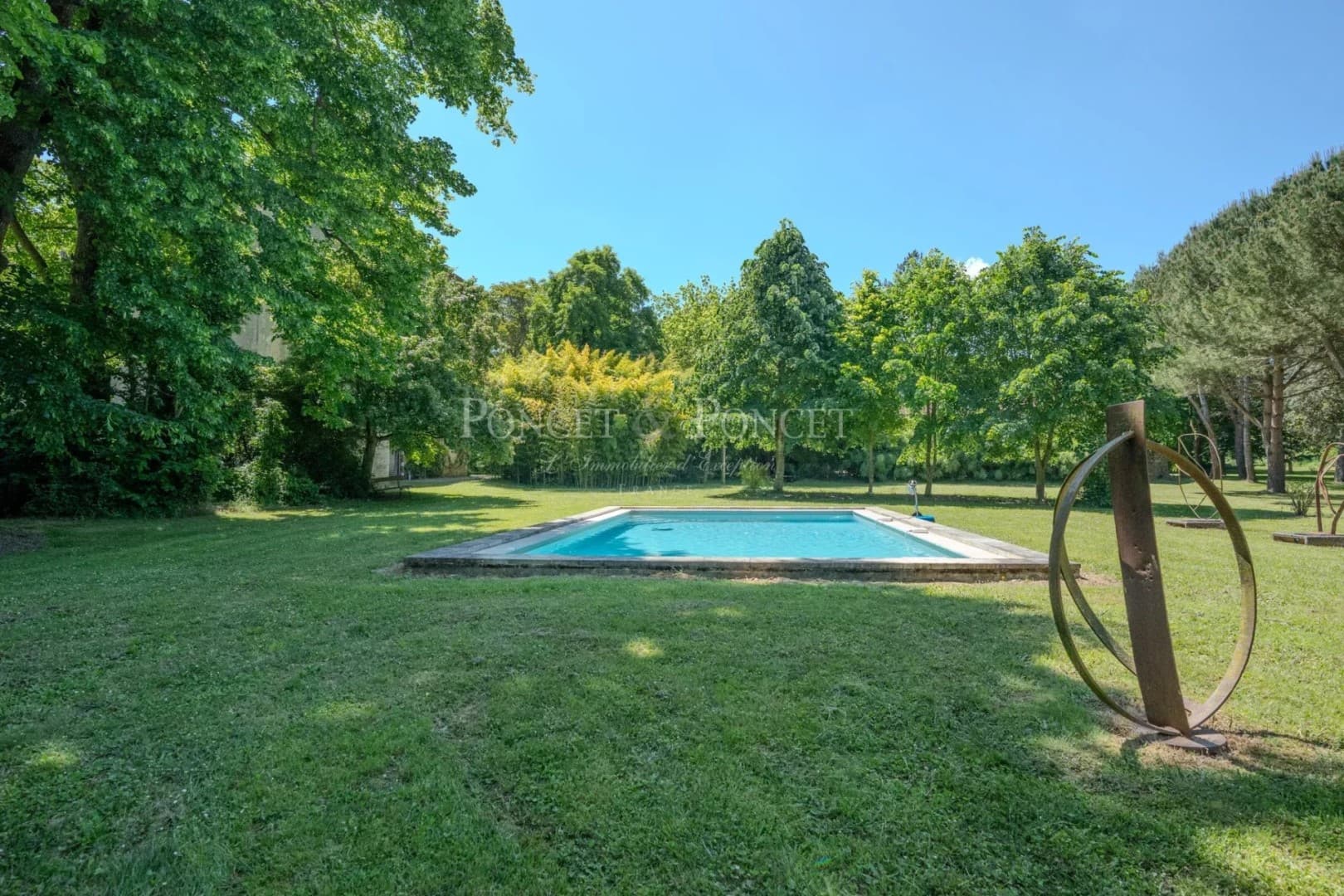 Beautifully Restored 13th Century Château With 16 Bedrooms 2