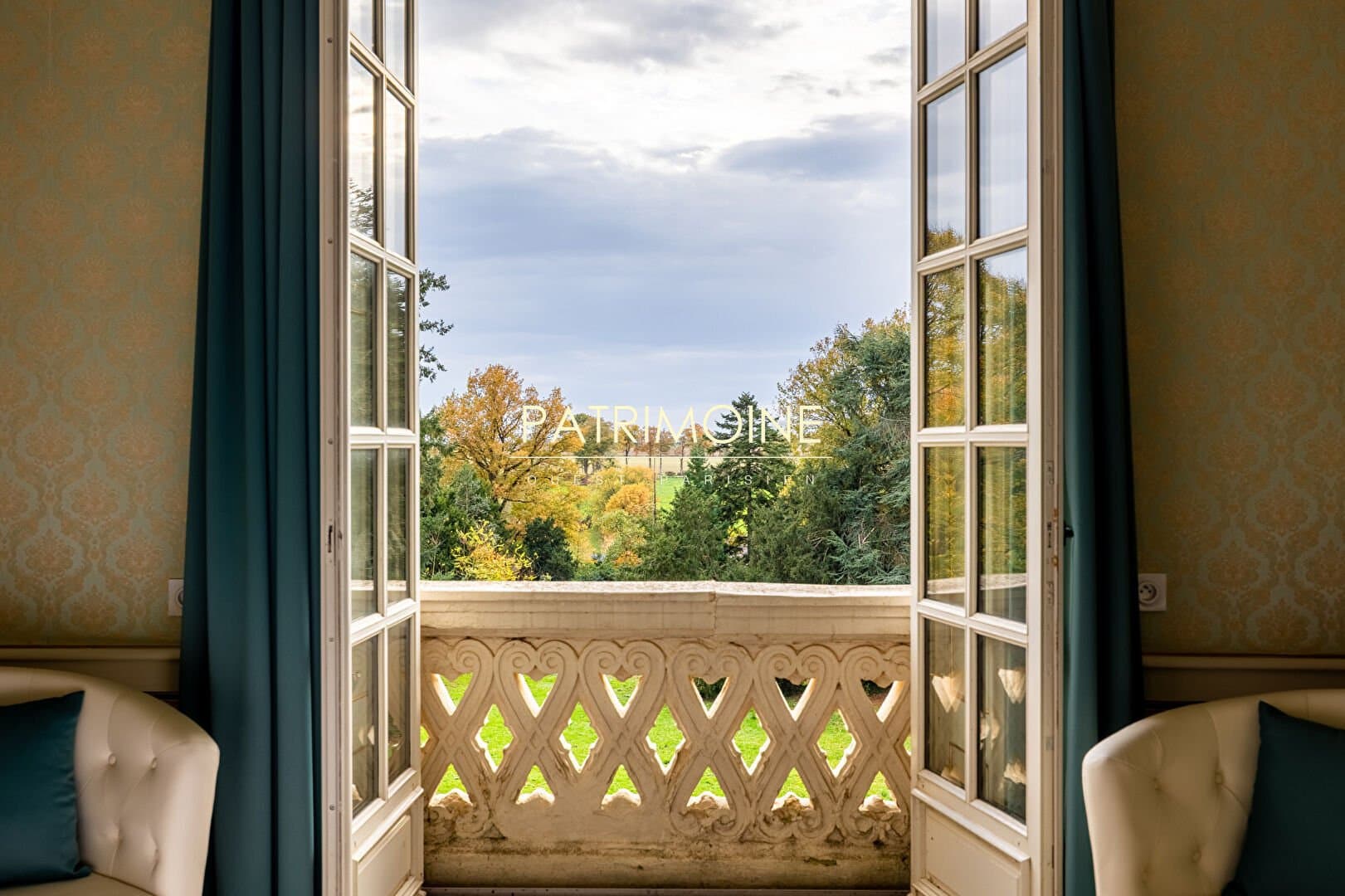 Exceptional 19th Century Château With 7 Bedrooms And Expansive Park 4