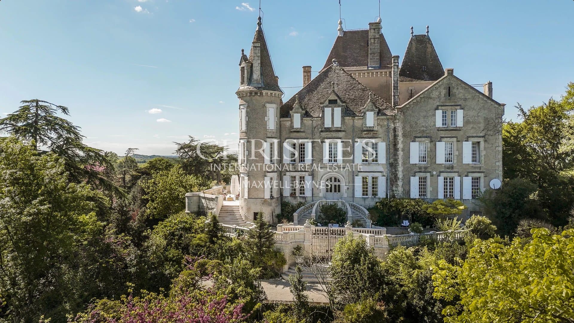Exquisite 1865 Château With Equestrian Facilities And Scenic Views