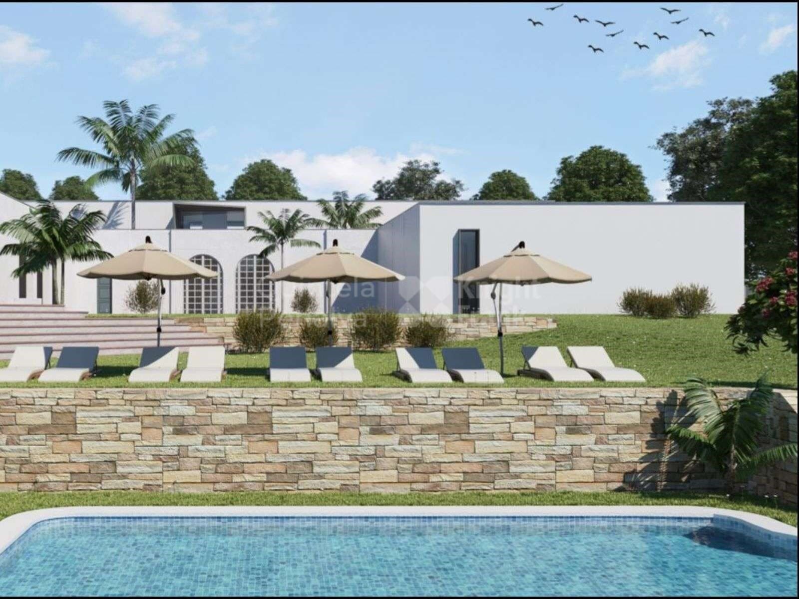 18-Room Palace With Garden, Swimming Pool, And Tennis Court 4