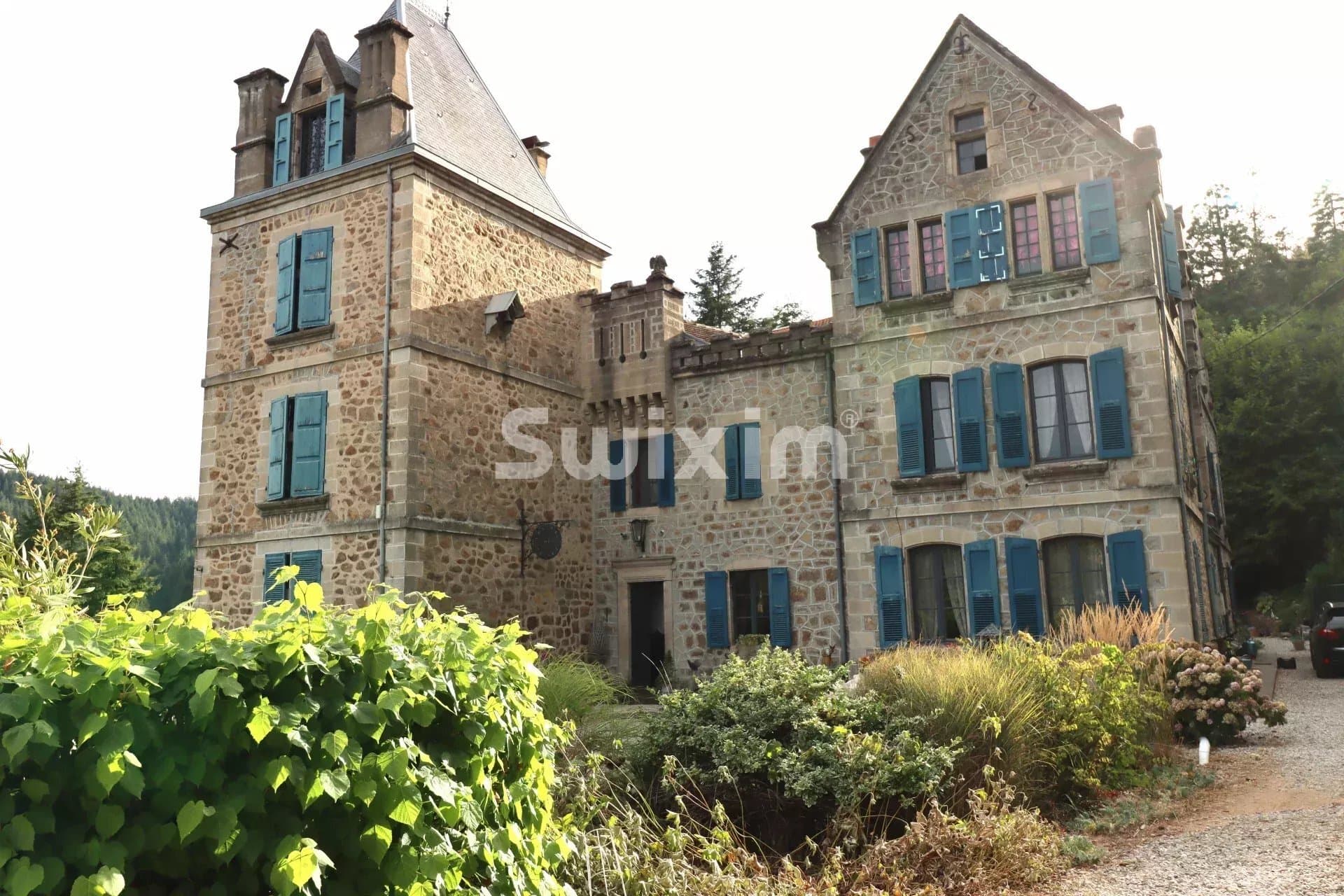 18th Century Castle With Pool And Multi-Family Living Potential