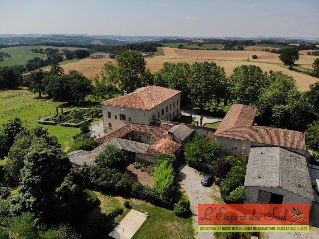 Exceptional Château With Gîtes And Natural Swimming Pool 2