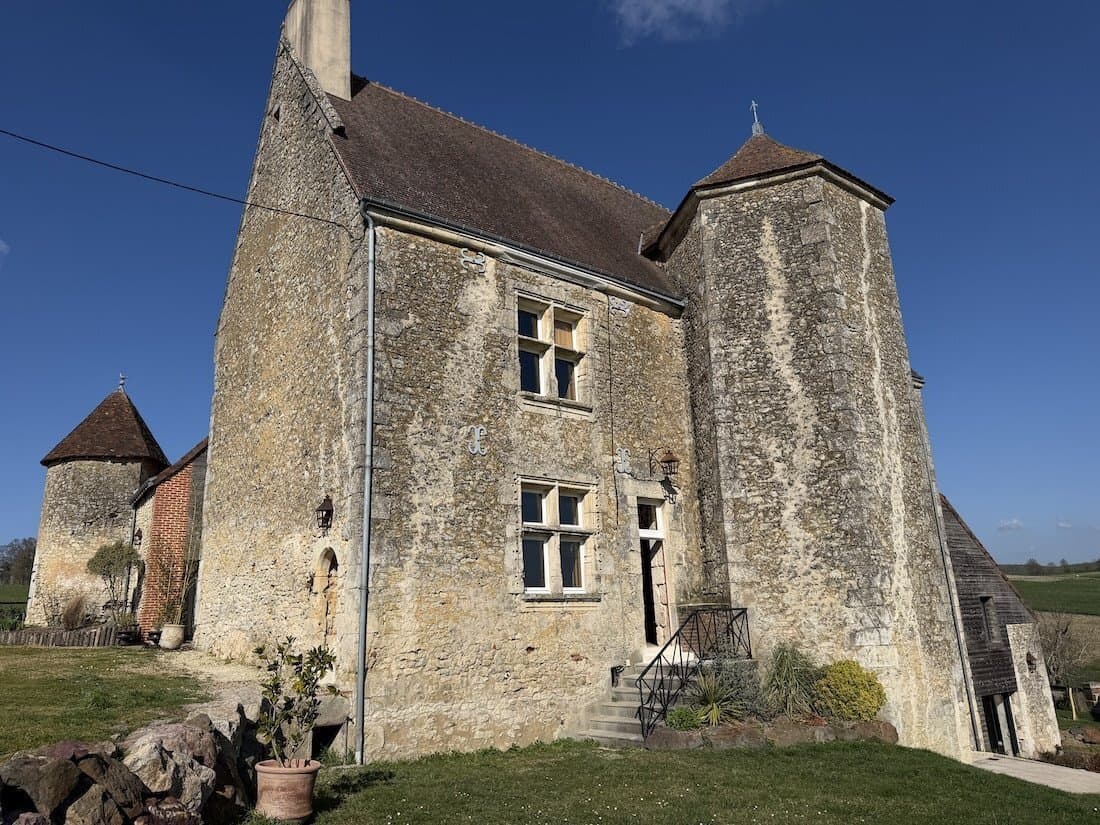 Stunning 15th Century Manor With Outbuildings And 3.7 Hectares Of Land