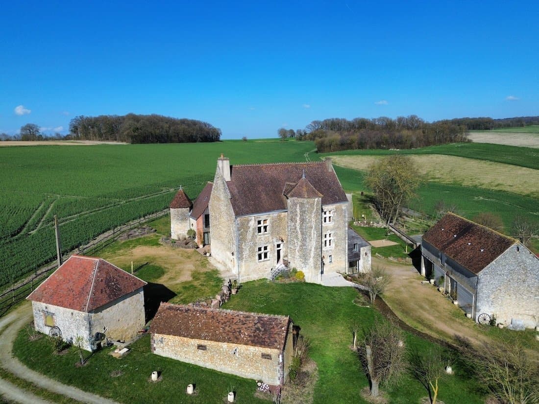 Stunning 15th Century Manor With Outbuildings And 3.7 Hectares Of Land 2