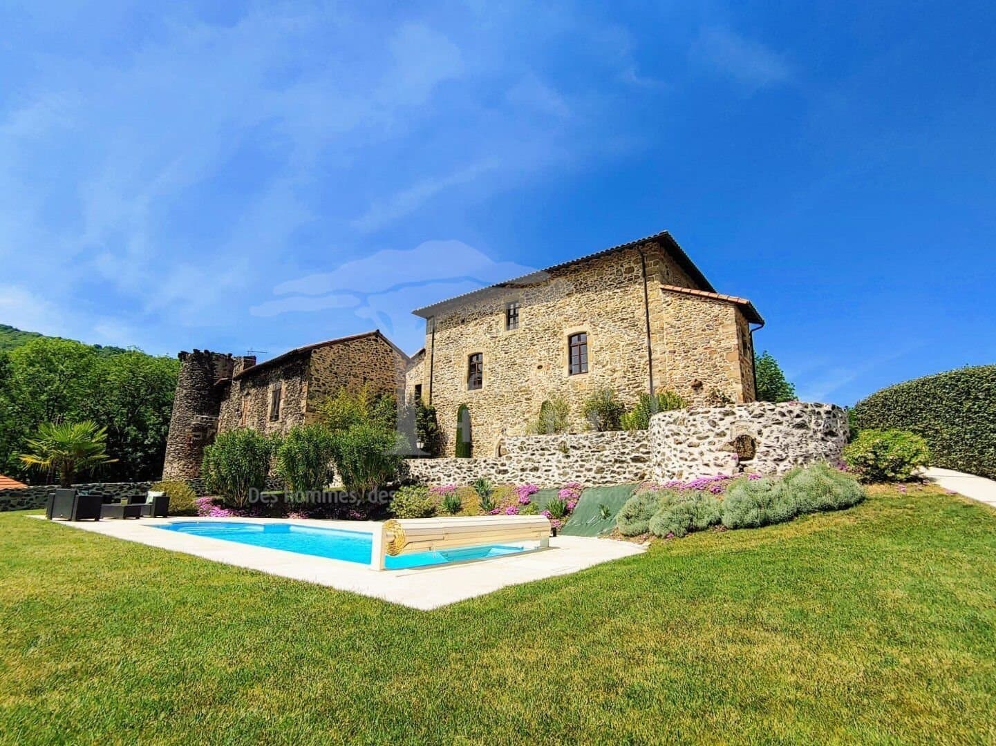 Castles for sale in Aveyron