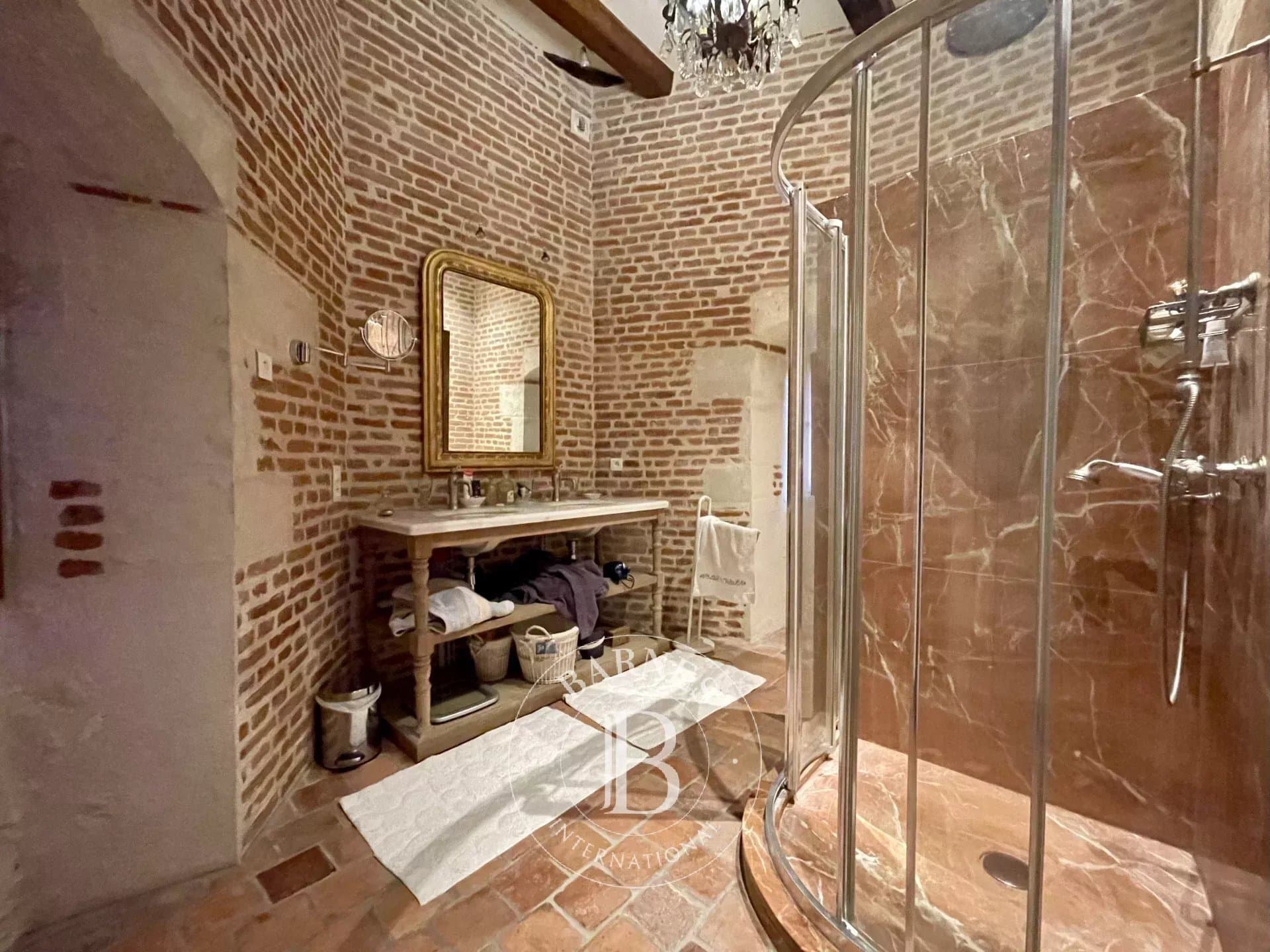 Elegant 15th Century Castle With 22 Hectares Of Grounds 5