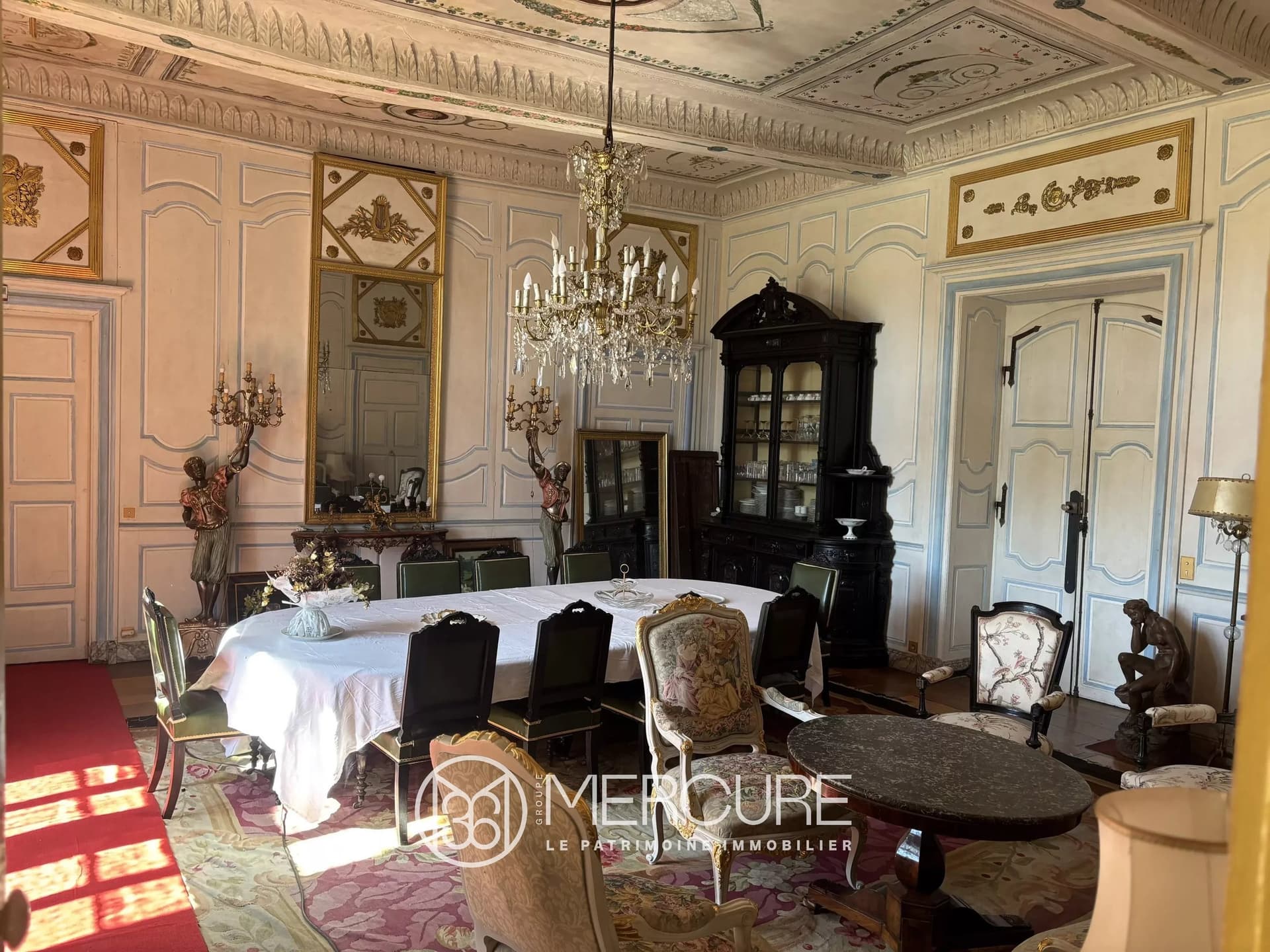 Exceptional Historic Castle With 9 Bedrooms And Guest Cottage 3