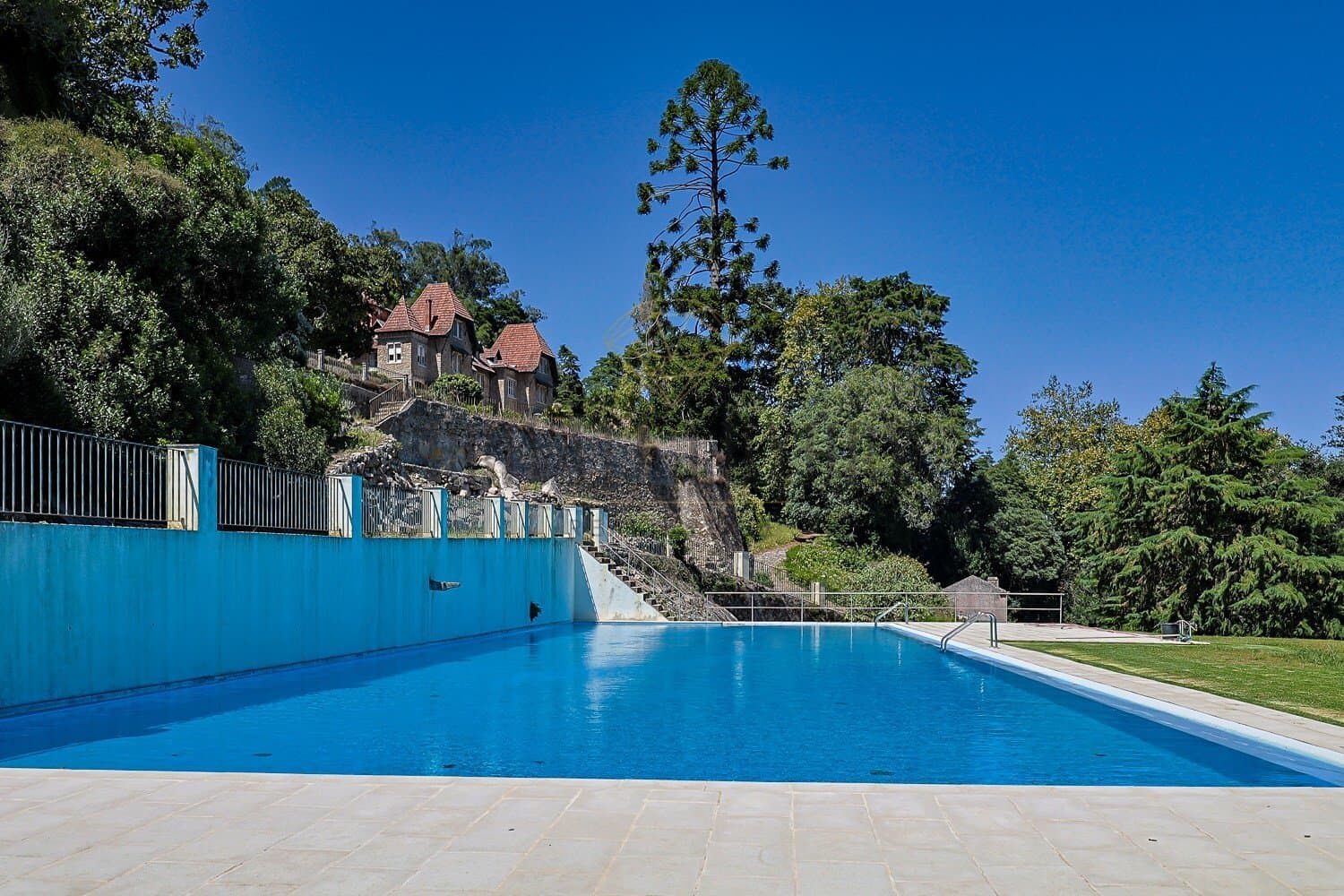 Historic Farm With Approved Project In The Heart Of Sintra 4