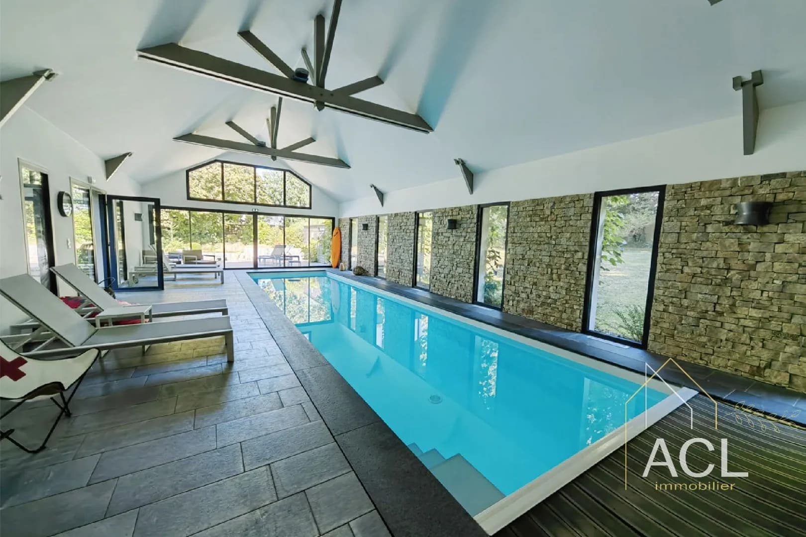 Elegant 18th Century Manor House With Indoor Pool And Wellness Area