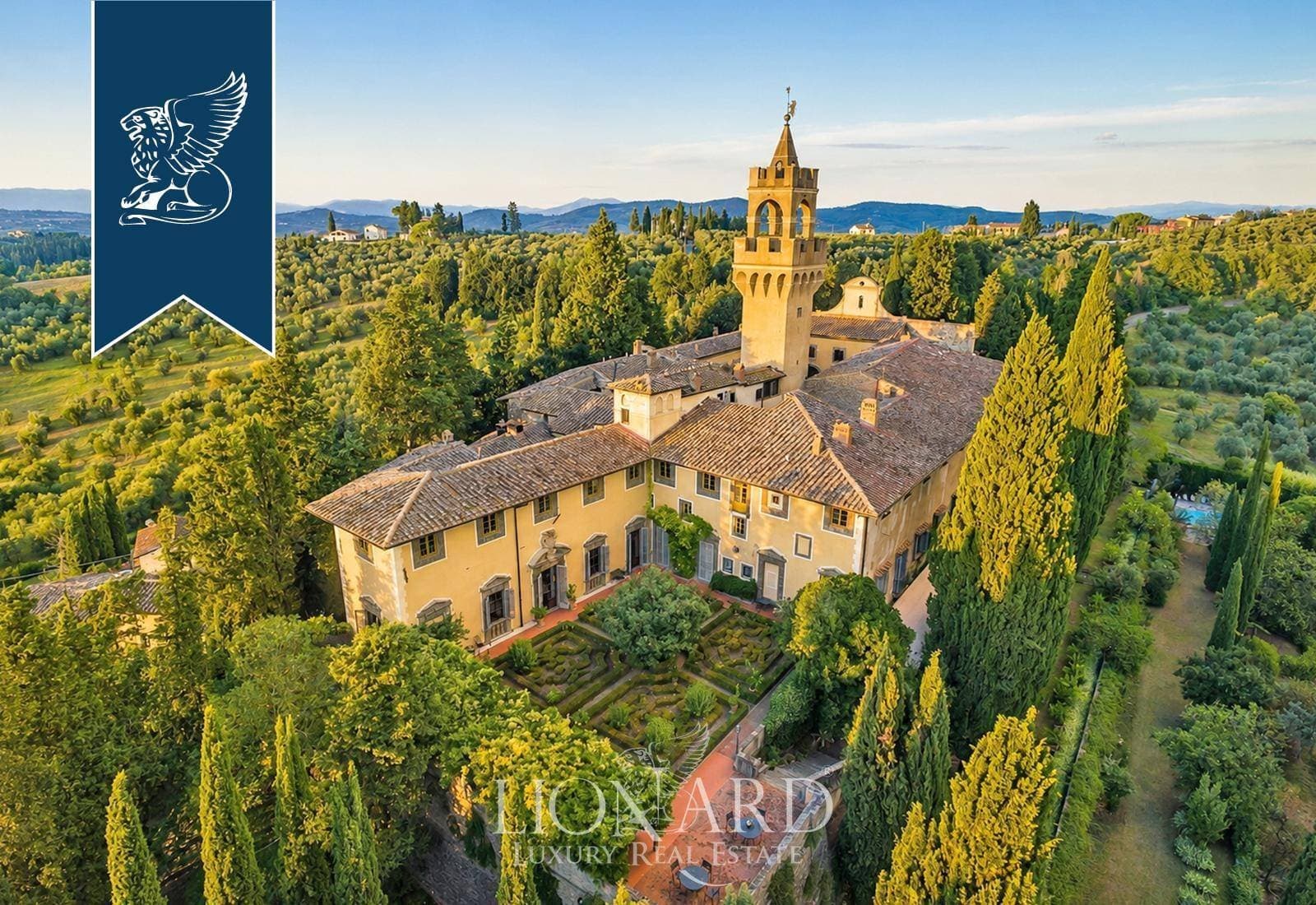 Historic Castle Complex With Pool And Gardens In Chianti — in Tuscany, Italy