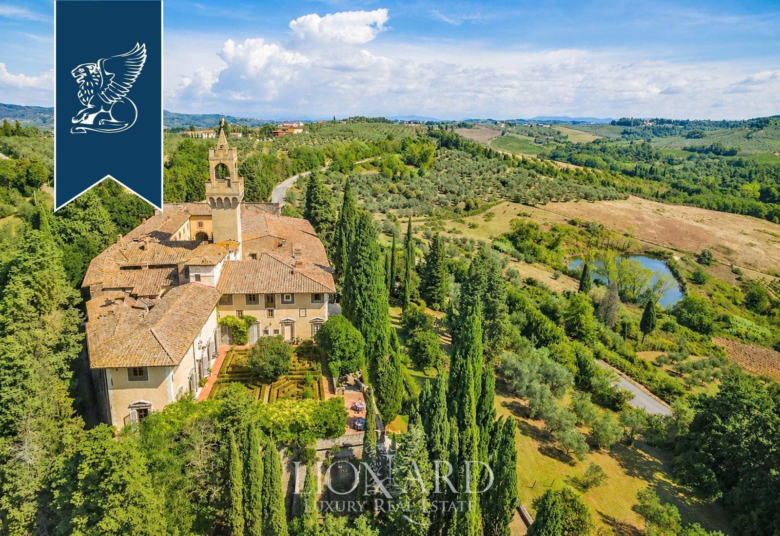 Historic Castle Complex With Pool And Gardens In Chianti 2
