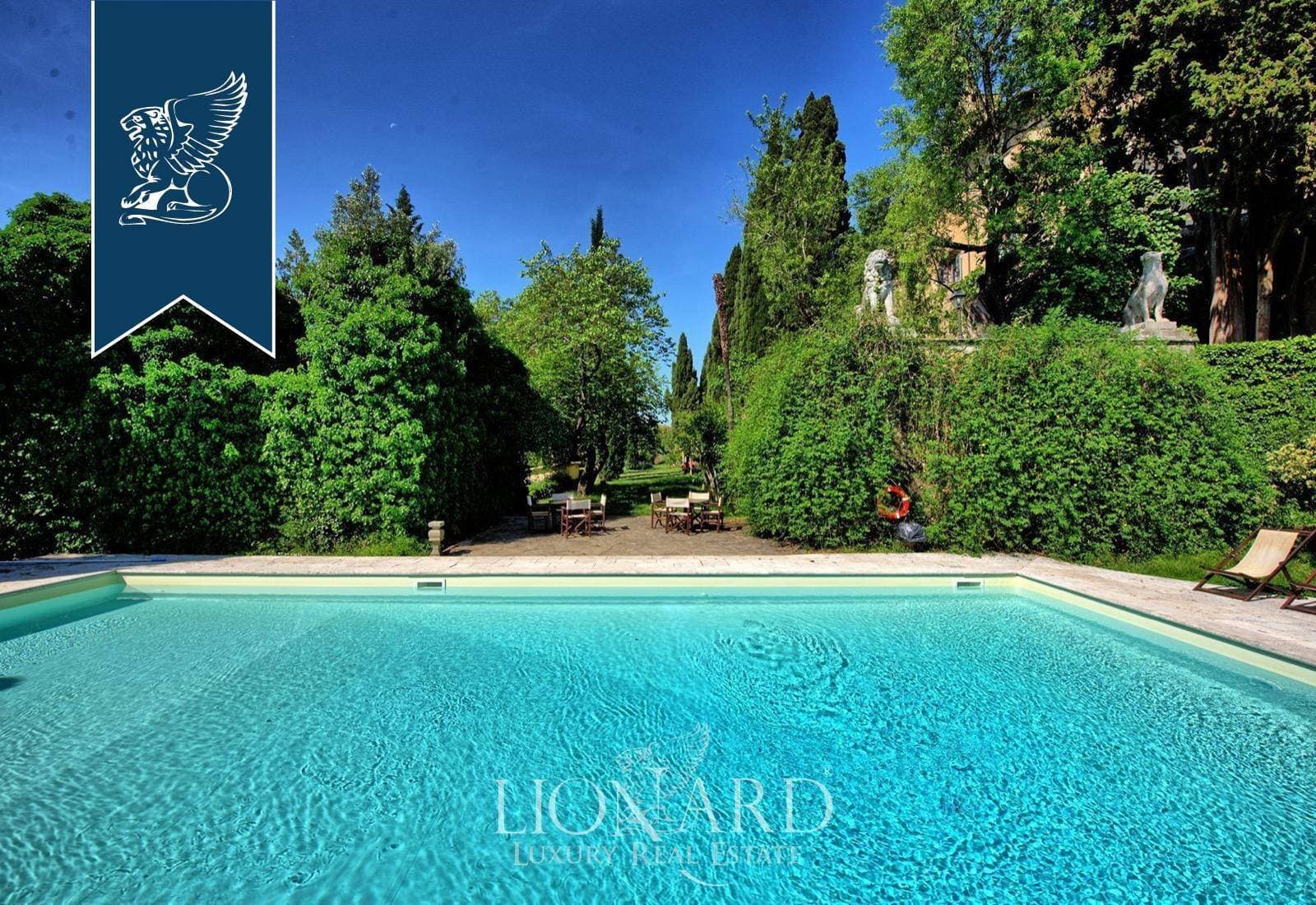Historic Castle Complex With Pool And Gardens In Chianti 5