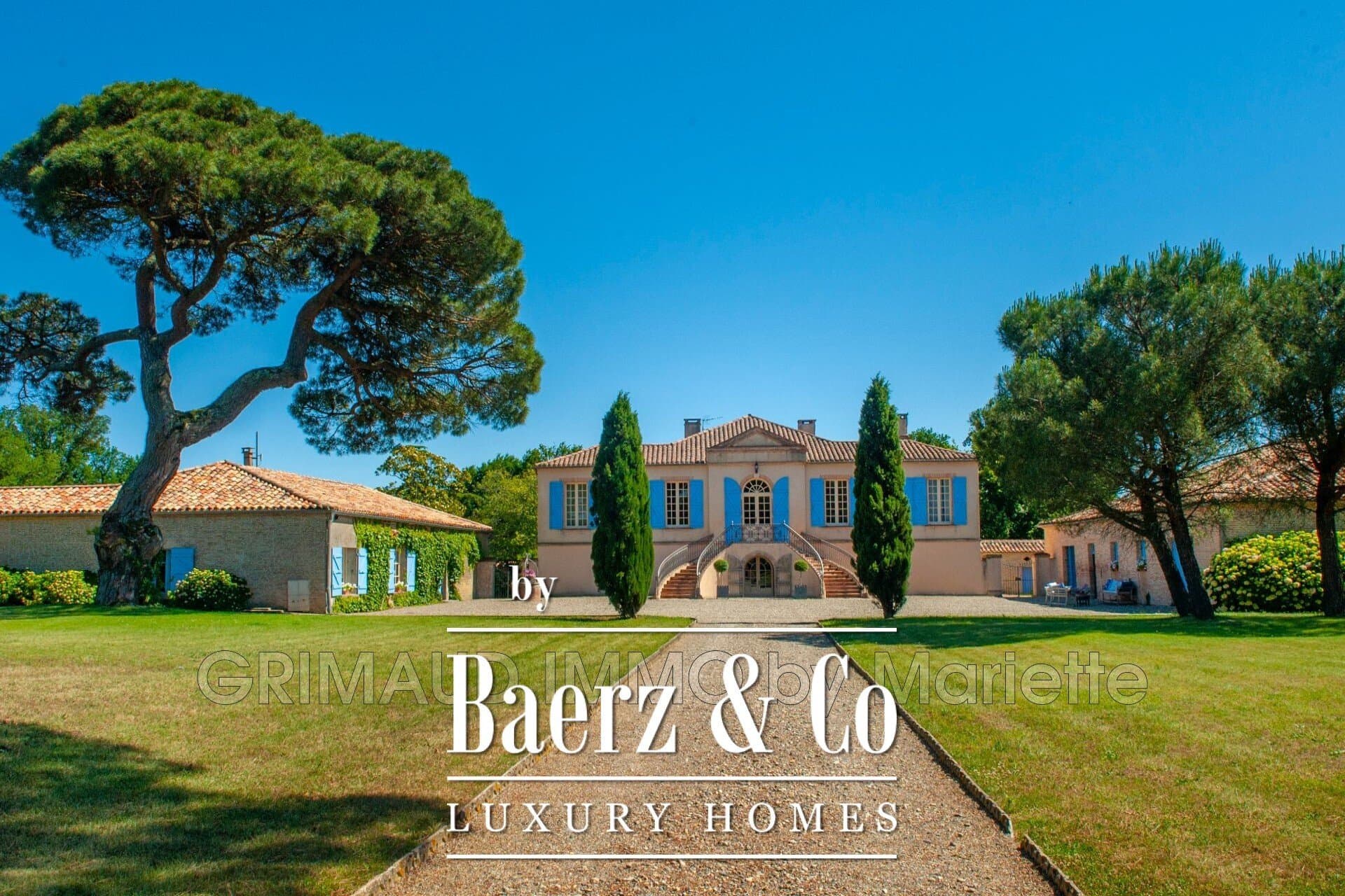 Château Vigueron 740.0 Sqm 10 Bedrooms