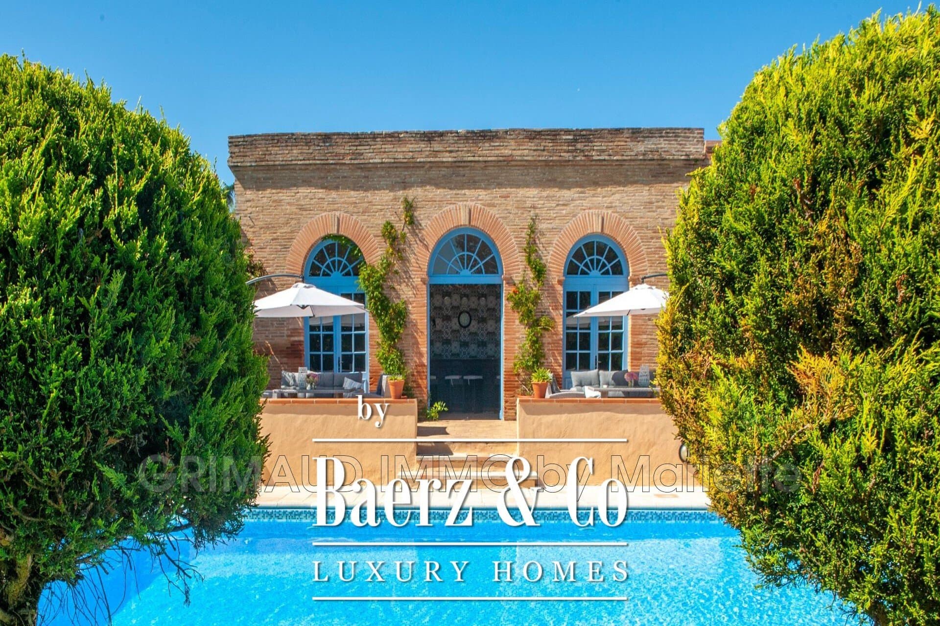 Château Vigueron 740.0 Sqm 10 Bedrooms 3