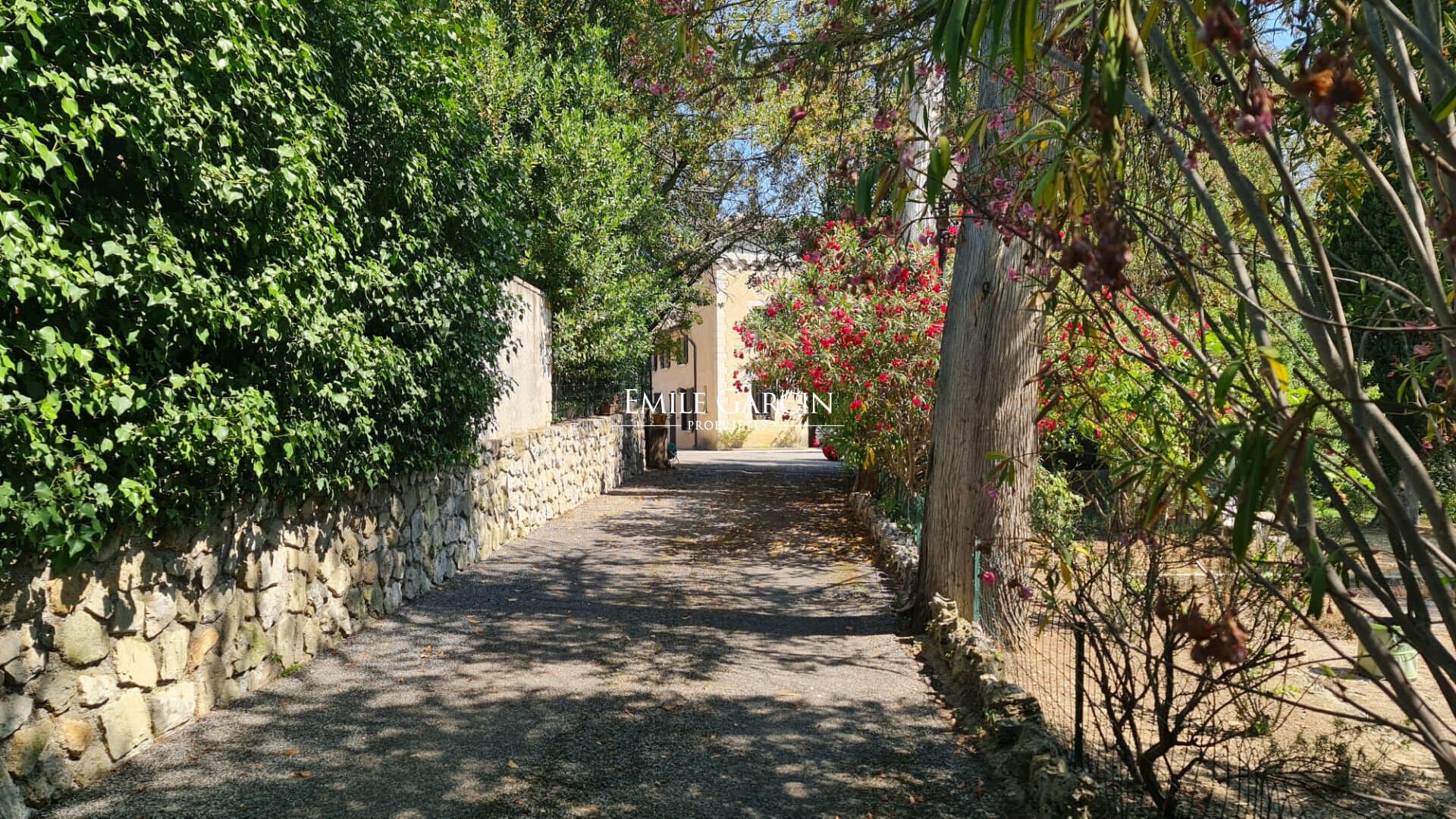 Renovated Château With Landscaped Park And Covered Swimming Pool 5