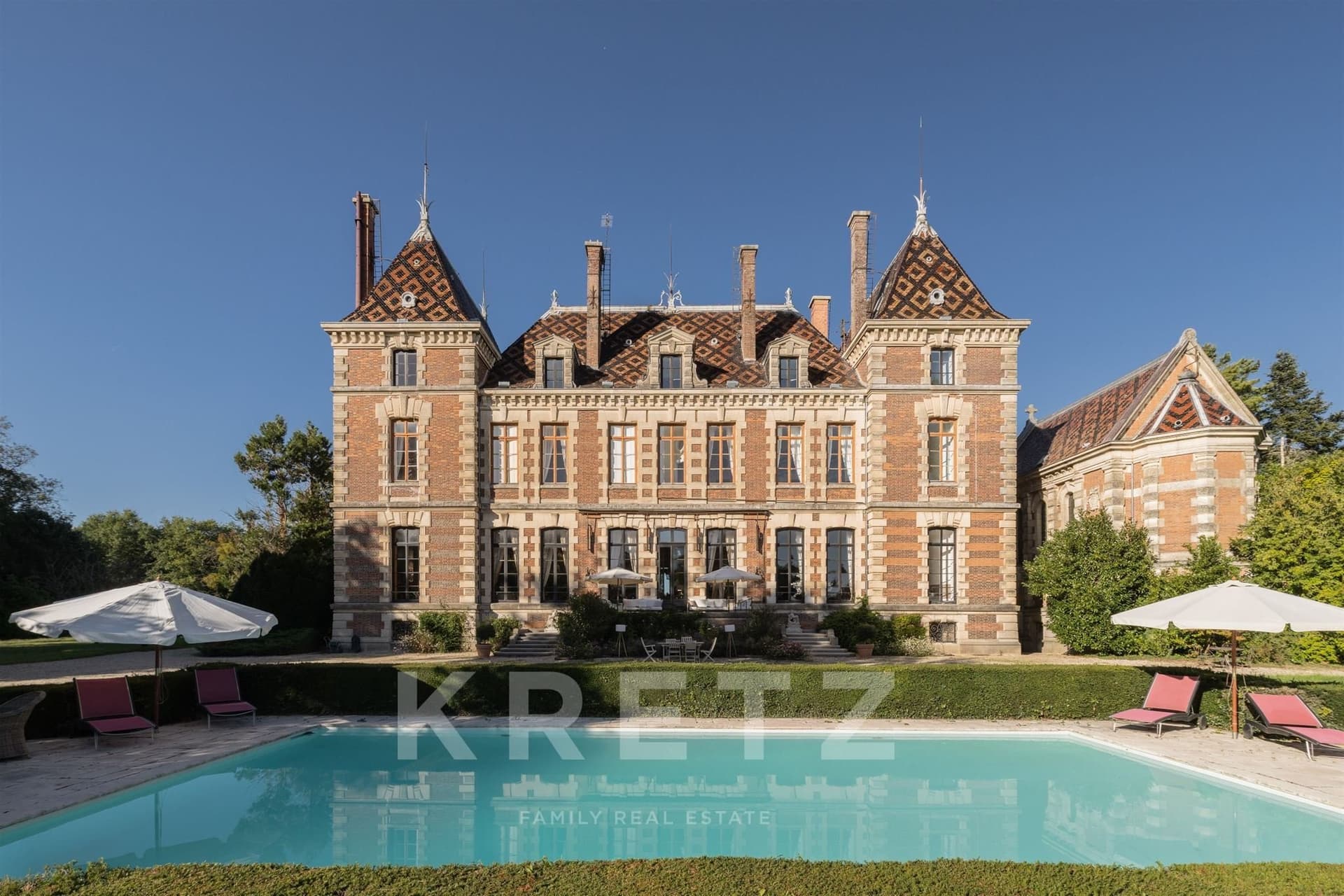 19th Century Château With 50 Hectare Estate Near Lyon 3