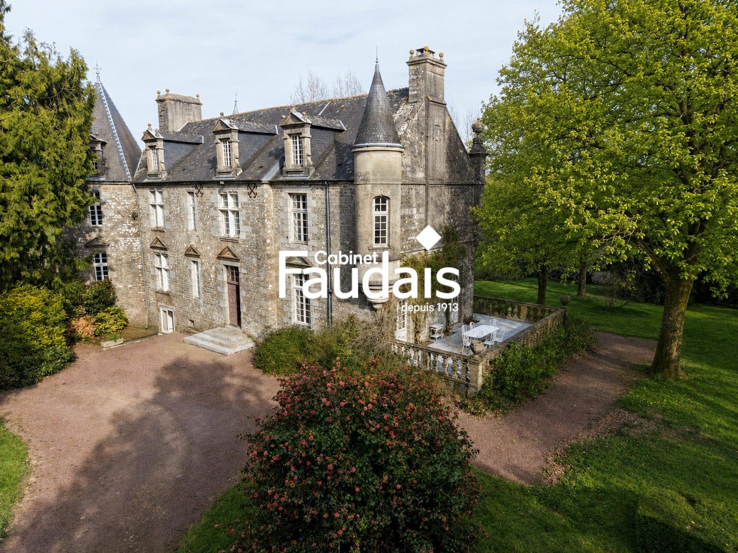 Charming 18th Century Castle With 6 Bedrooms 2