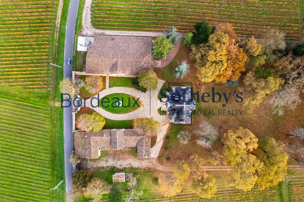 Castles for sale in Bordeaux