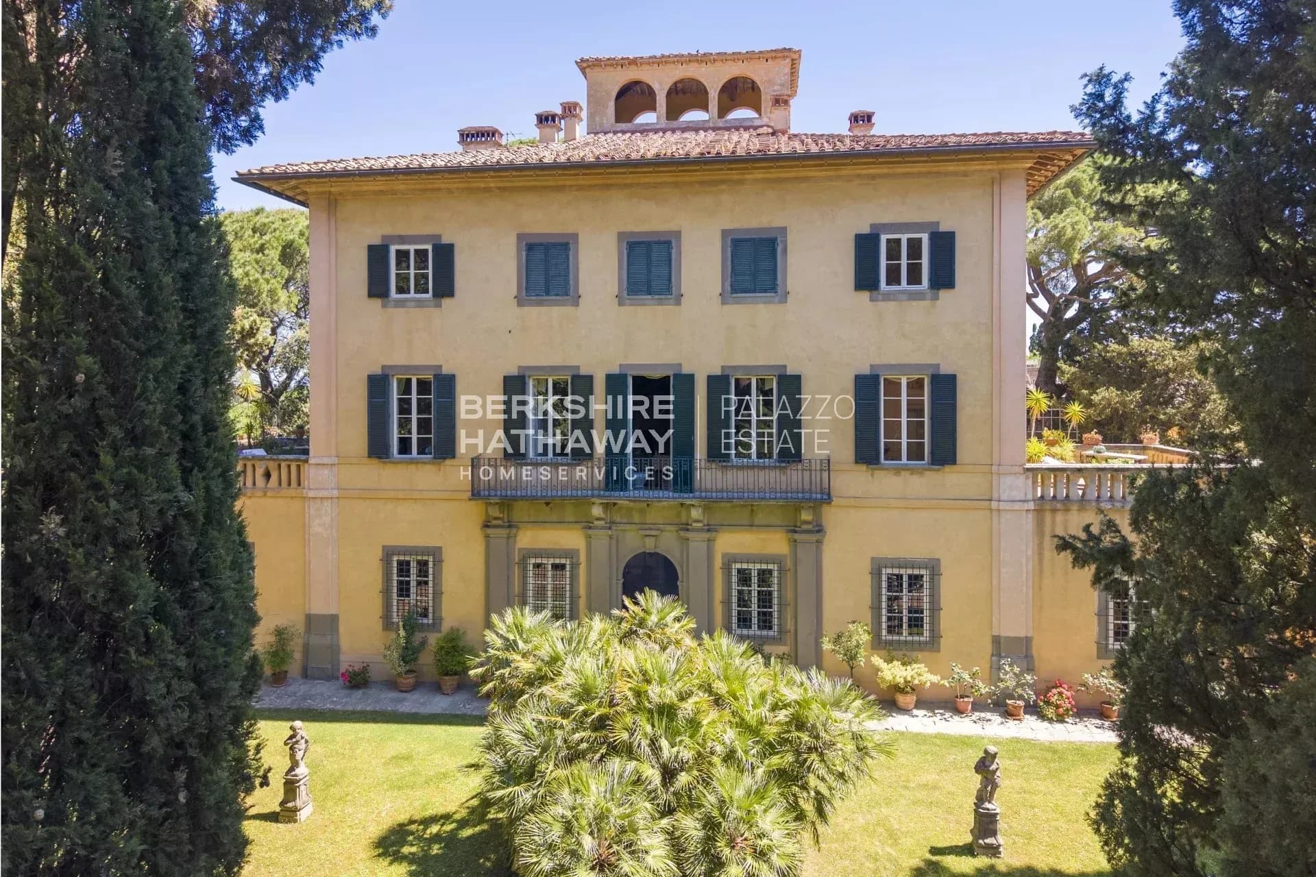 Prestigious 18th Century Villa With Private Park And Panoramic Views 2