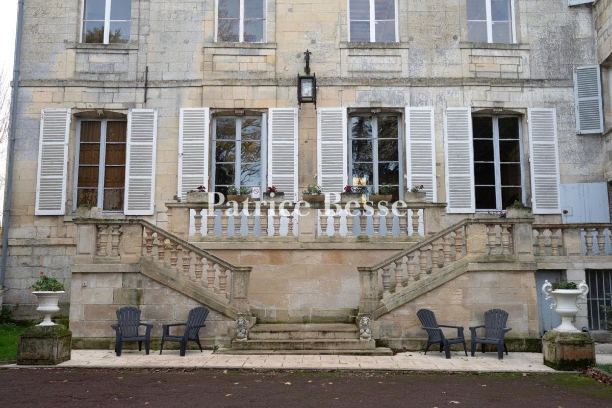 Historic 13th Century Château Overlooking the Oise River Valley — Château for sale in France