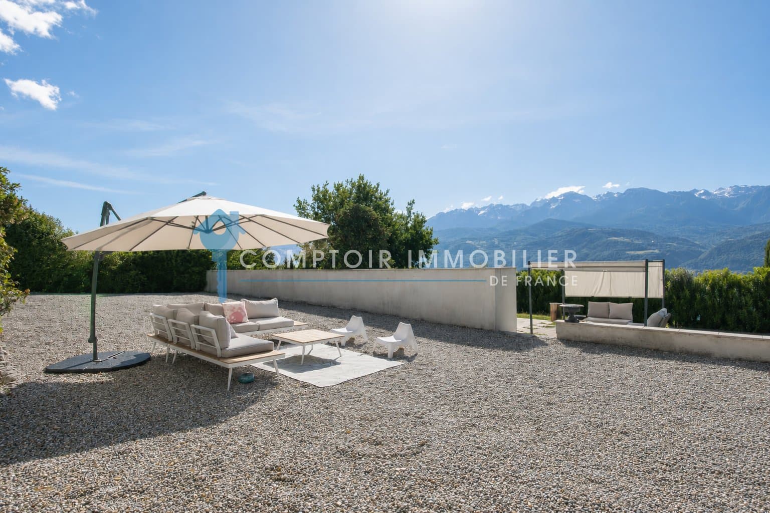 Renovated Character House With Panoramic View In Meylan 2