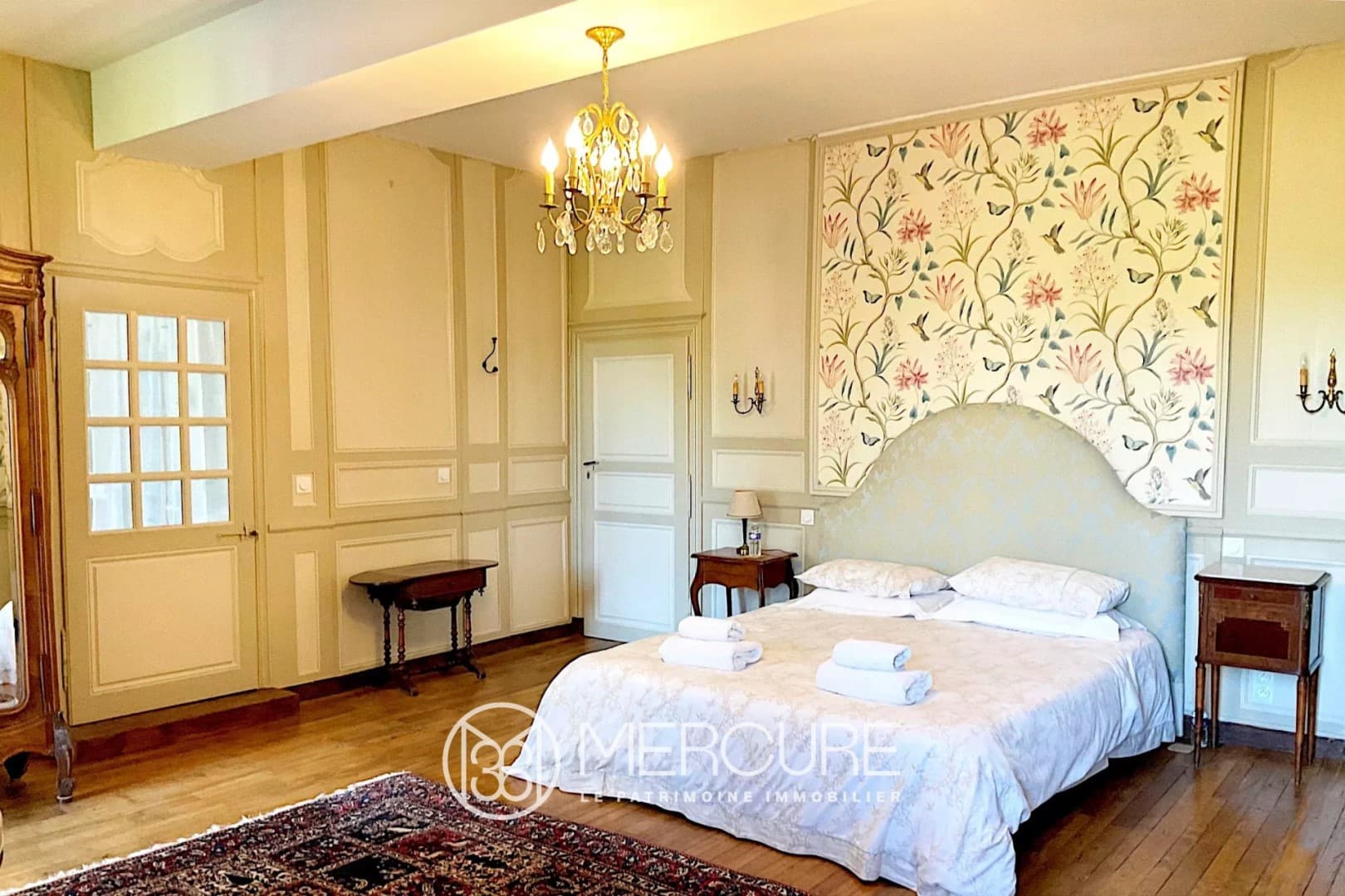 Château with Heated Pool and Spacious Rooms in Beautiful Countryside 5