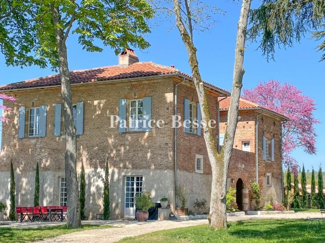16th Century Château With Swimming Pool And Nymphaeum Near Albi 3