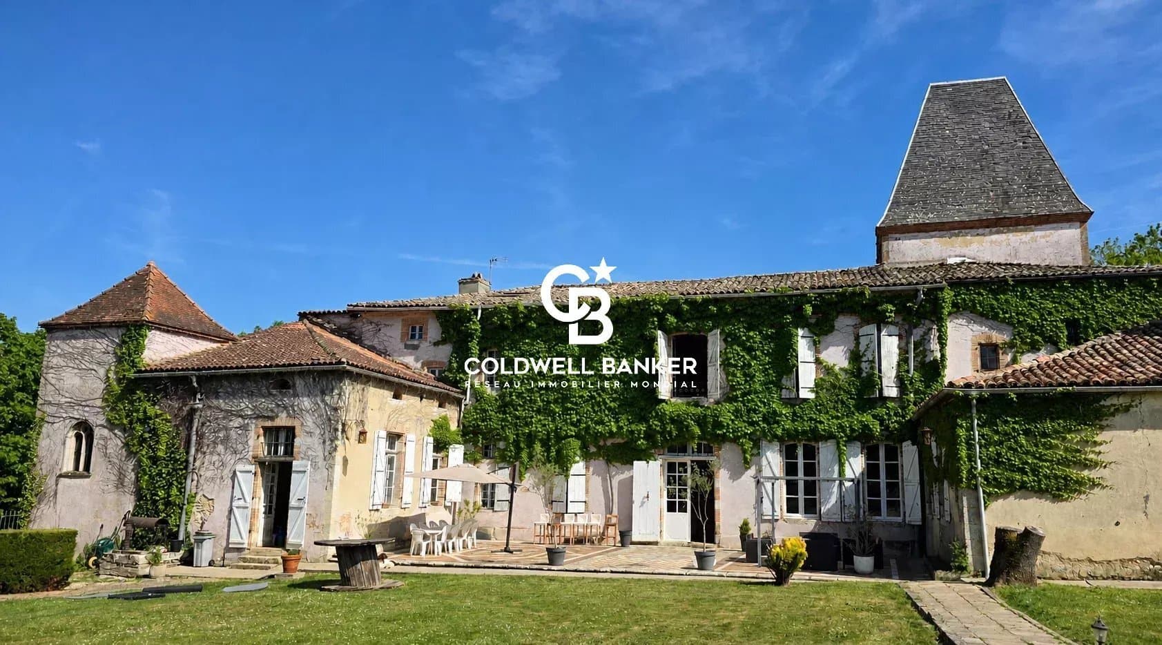 Elegant 18th Century Château With Extensive Outbuildings Near Toulouse 2