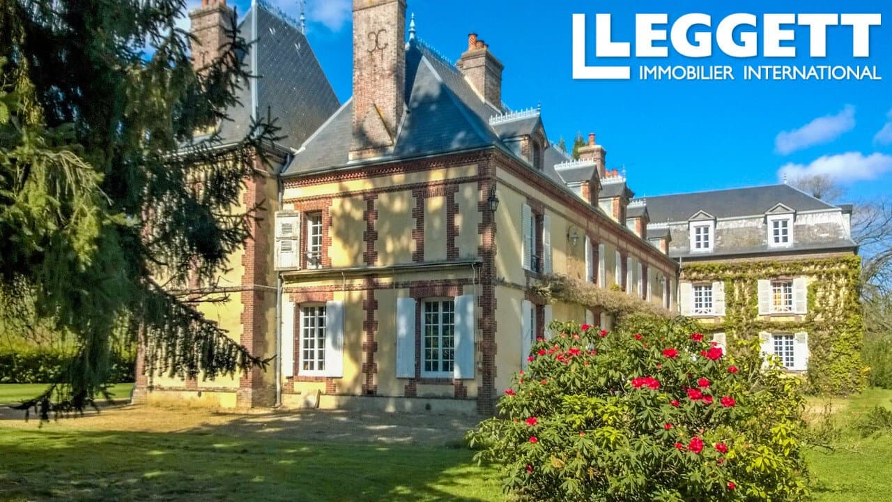 Magnificent 17th Century Château With Gîtes And 6 Hectares Of Land 3