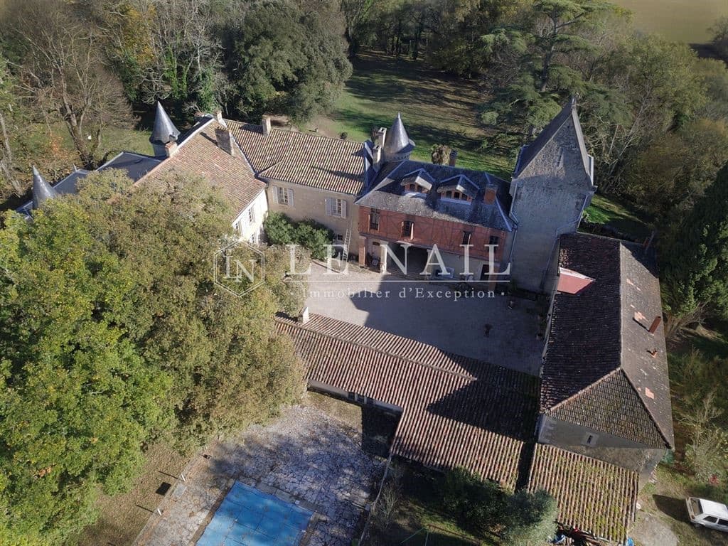 Impressive Château with Chapel and Caretaker's House in Gers 3
