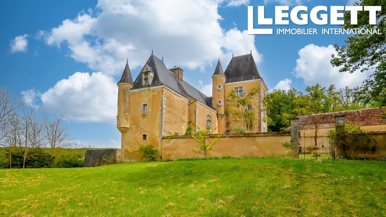 Authentic Medieval Castle With Outbuildings Overlooking A River Valley — in Dordogne, France