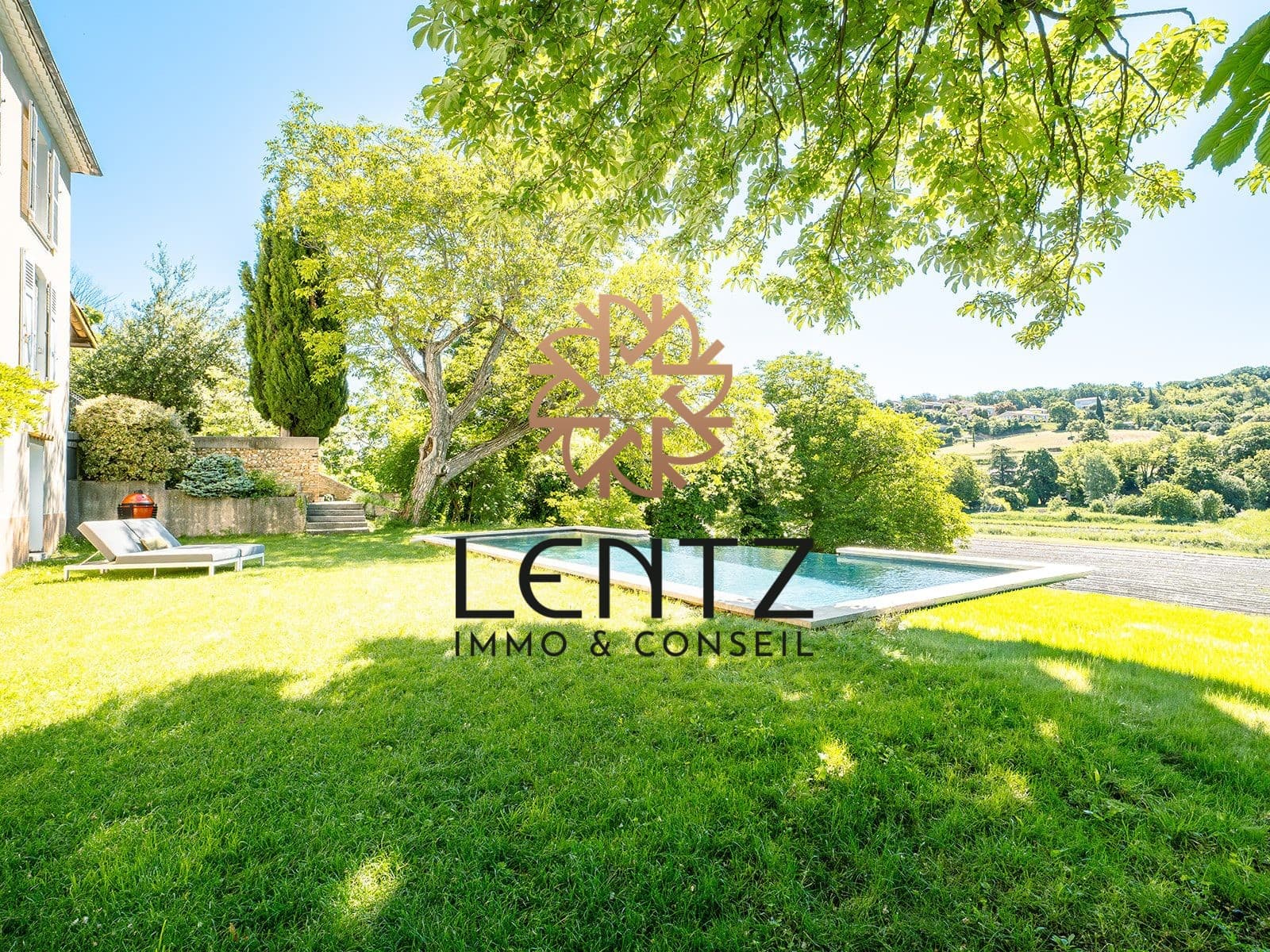 Charming Castle with Swimming Pool and Terrace 5