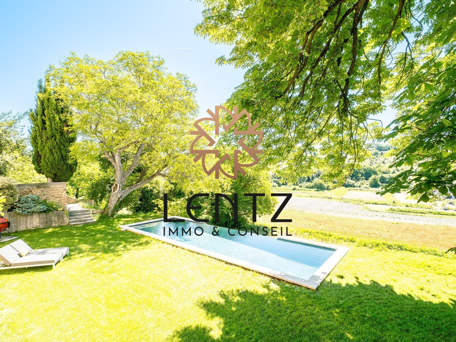 Charming Castle with Swimming Pool and Terrace 4