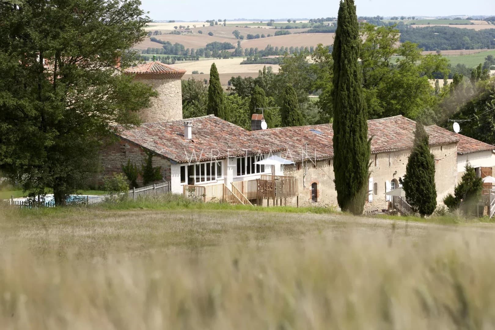 Historic 15th Century Château With 12 Bedrooms And 7 Hectares Of Parkland 5