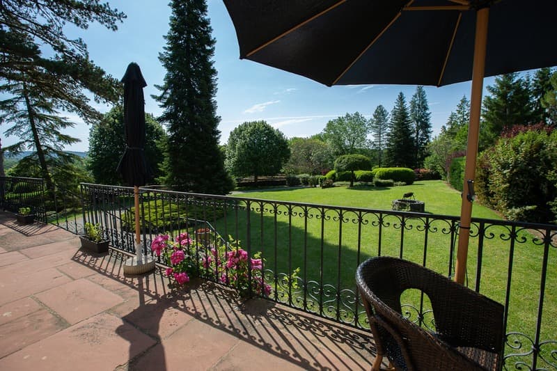 Exceptional Château with Panoramic Views and Heated Pool in a Secluded Park 3