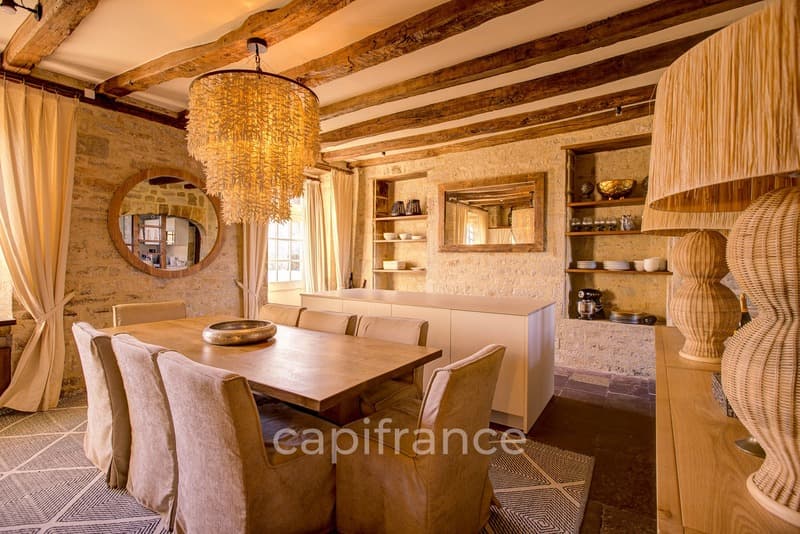 Exceptional Château with Panoramic Views and Heated Pool in a Secluded Park 4
