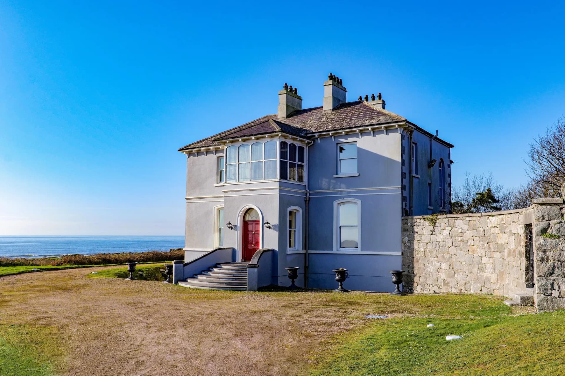Elegant 19th Century Coastal Estate With Panoramic Views