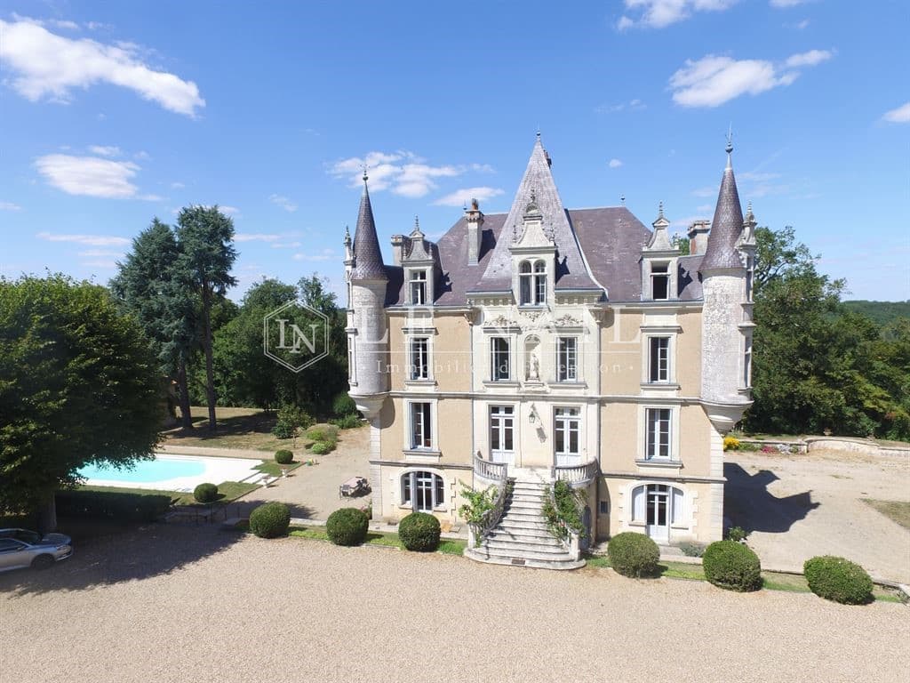 Elegant 19th Century Château Near Poitiers With Guest House 2