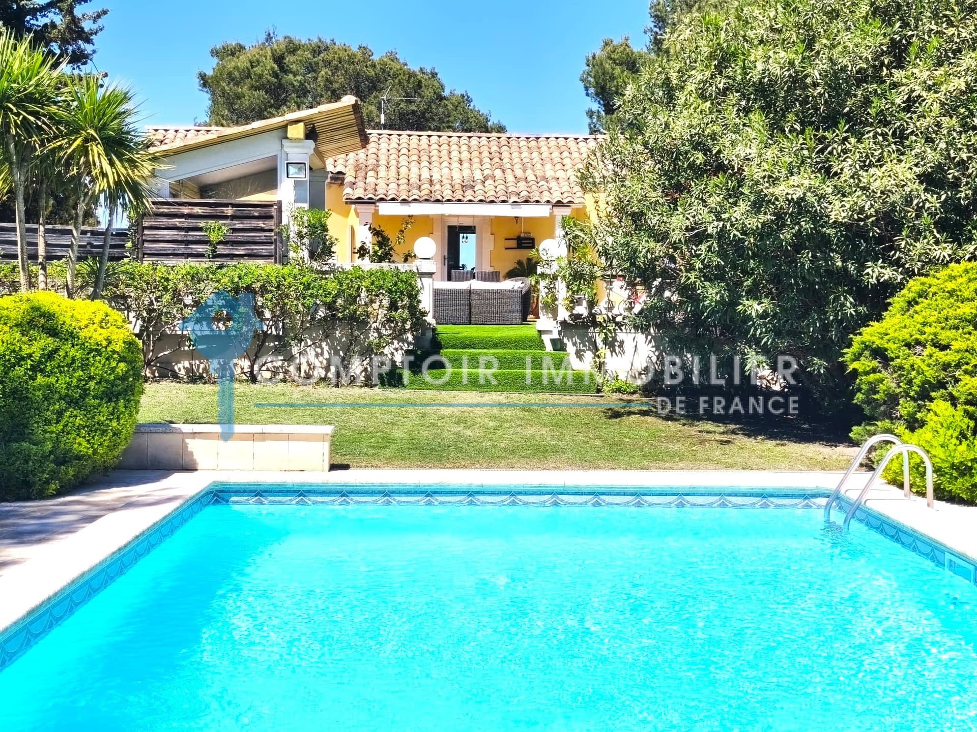Charming Property With Heated Infinity Pool And Panoramic Views 4
