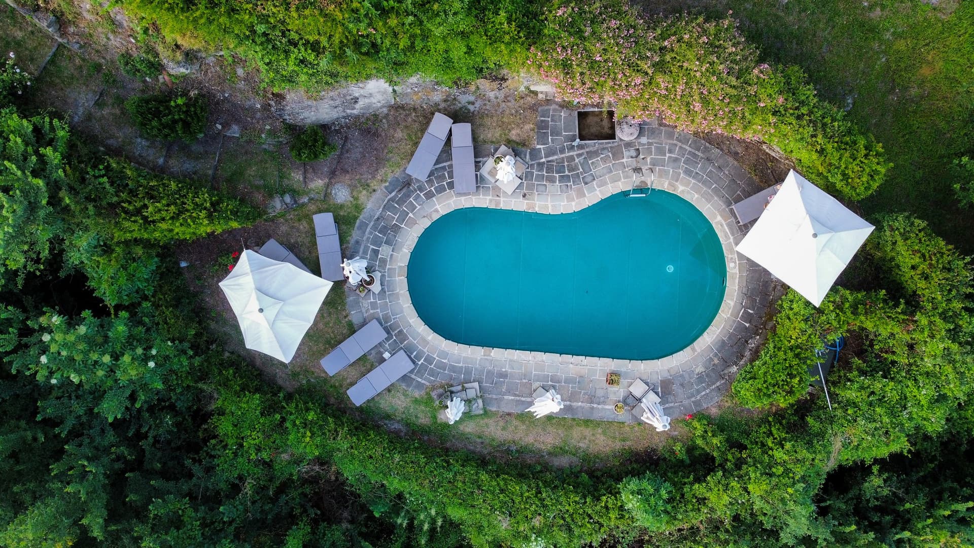 Charming 12th Century Castle-Hamlet With Luxurious Accommodations — in Marche, Italy
