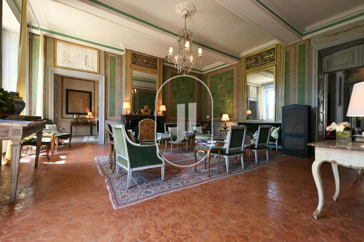 Historic Château with Extensive Grounds and Exceptional Features 5